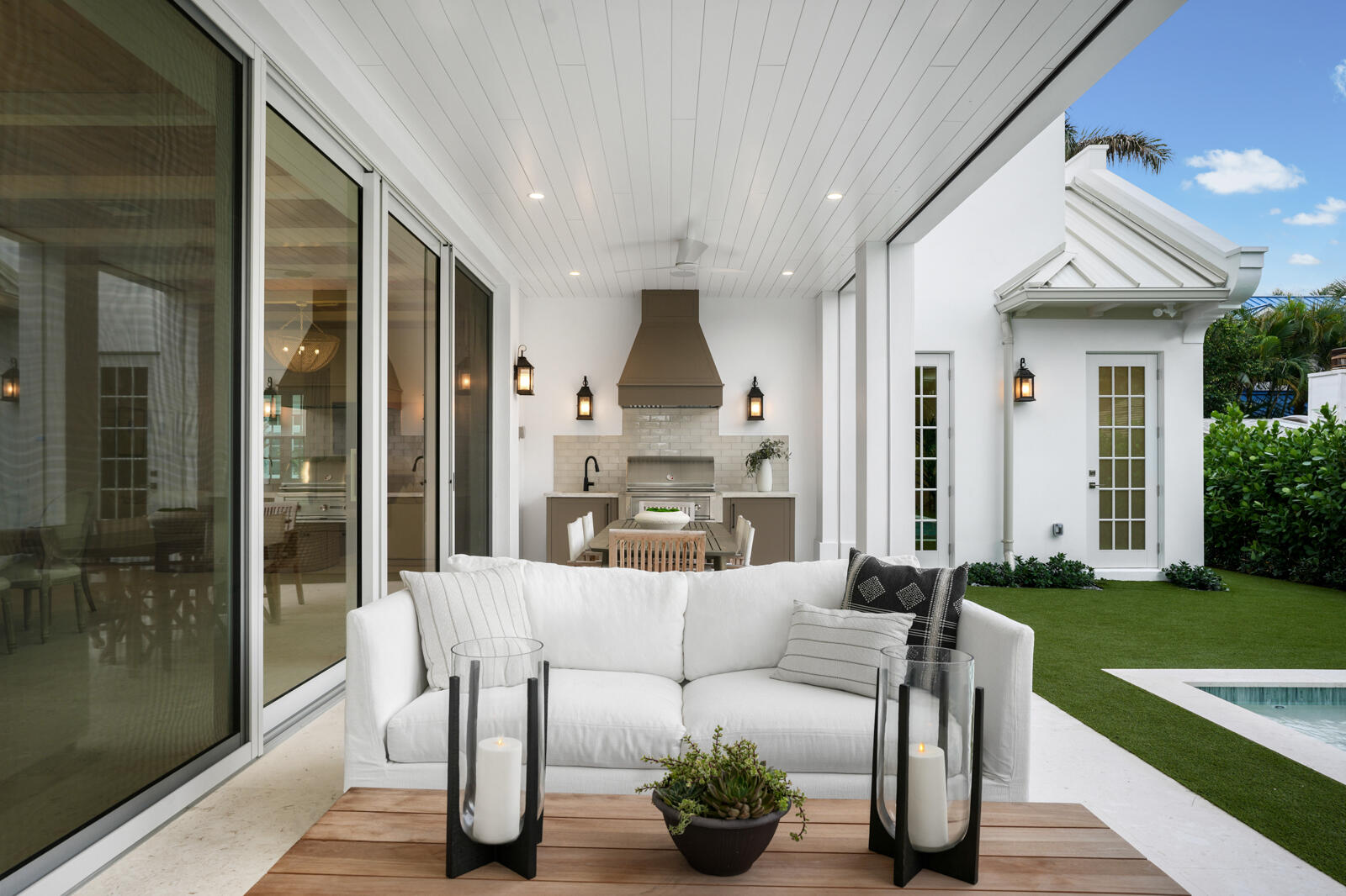 DELRAY BEACH ESPLANADE - Residential