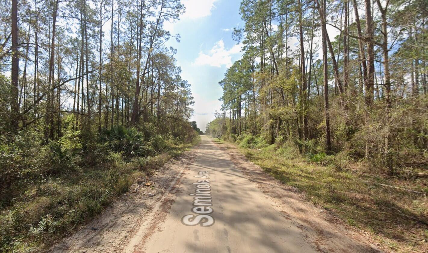 INTERLACHEN LAKES ESTATES - Land