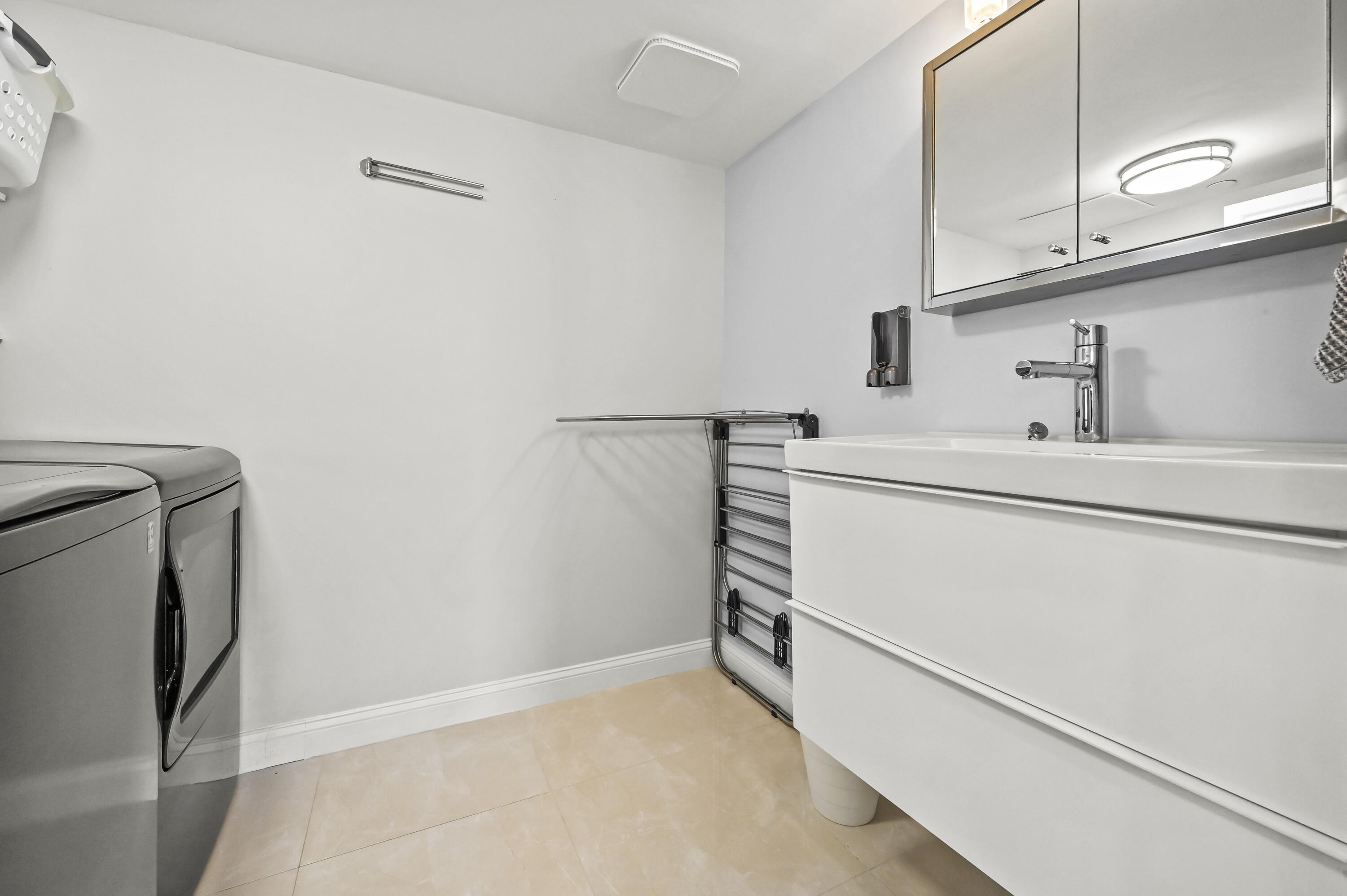 MARTINIQUE 2 CONDO - Residential Lease