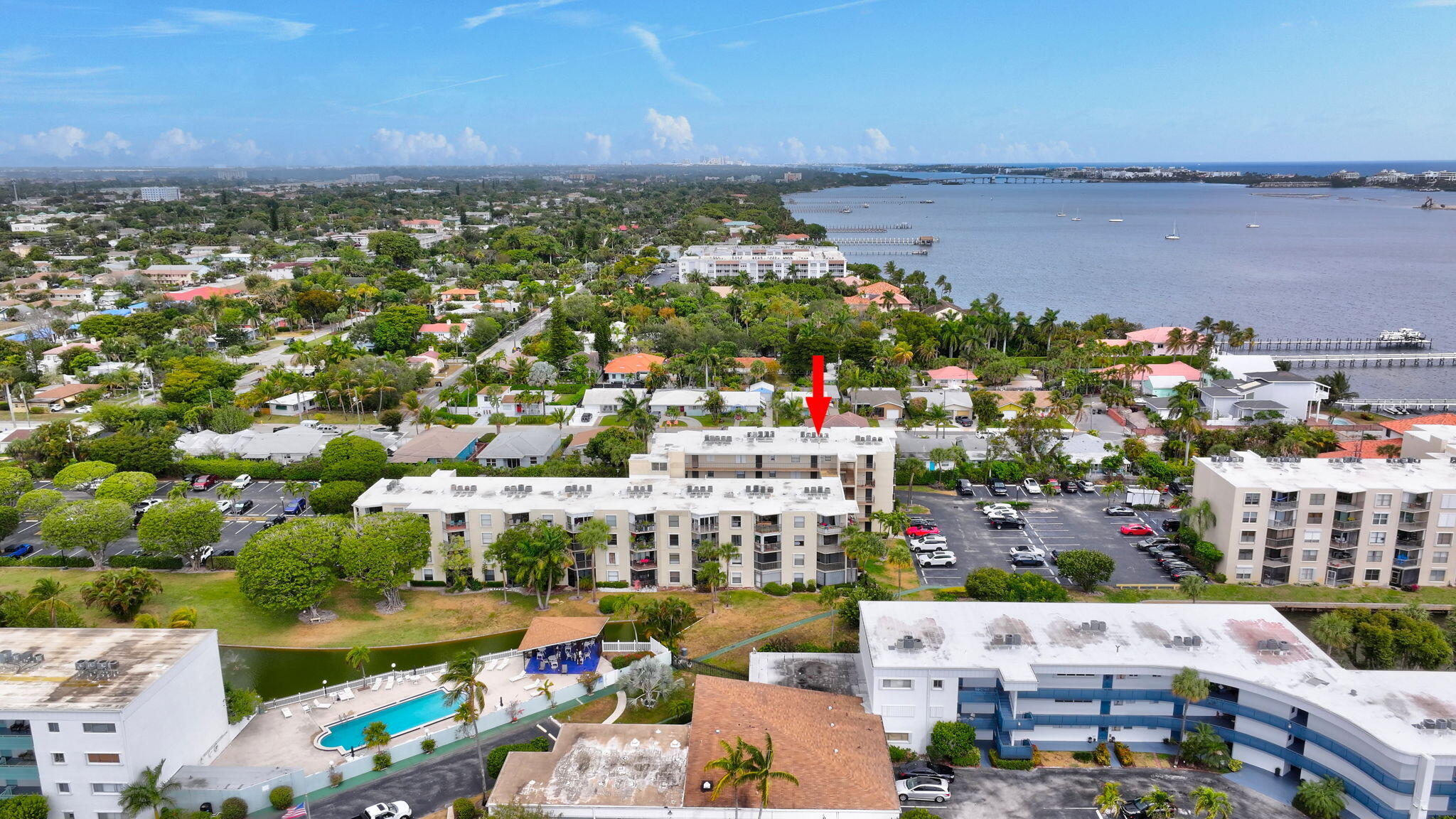 HIDDEN HARBOUR OF THE PALM BEACHES CONDOMINIUMS - Residential
