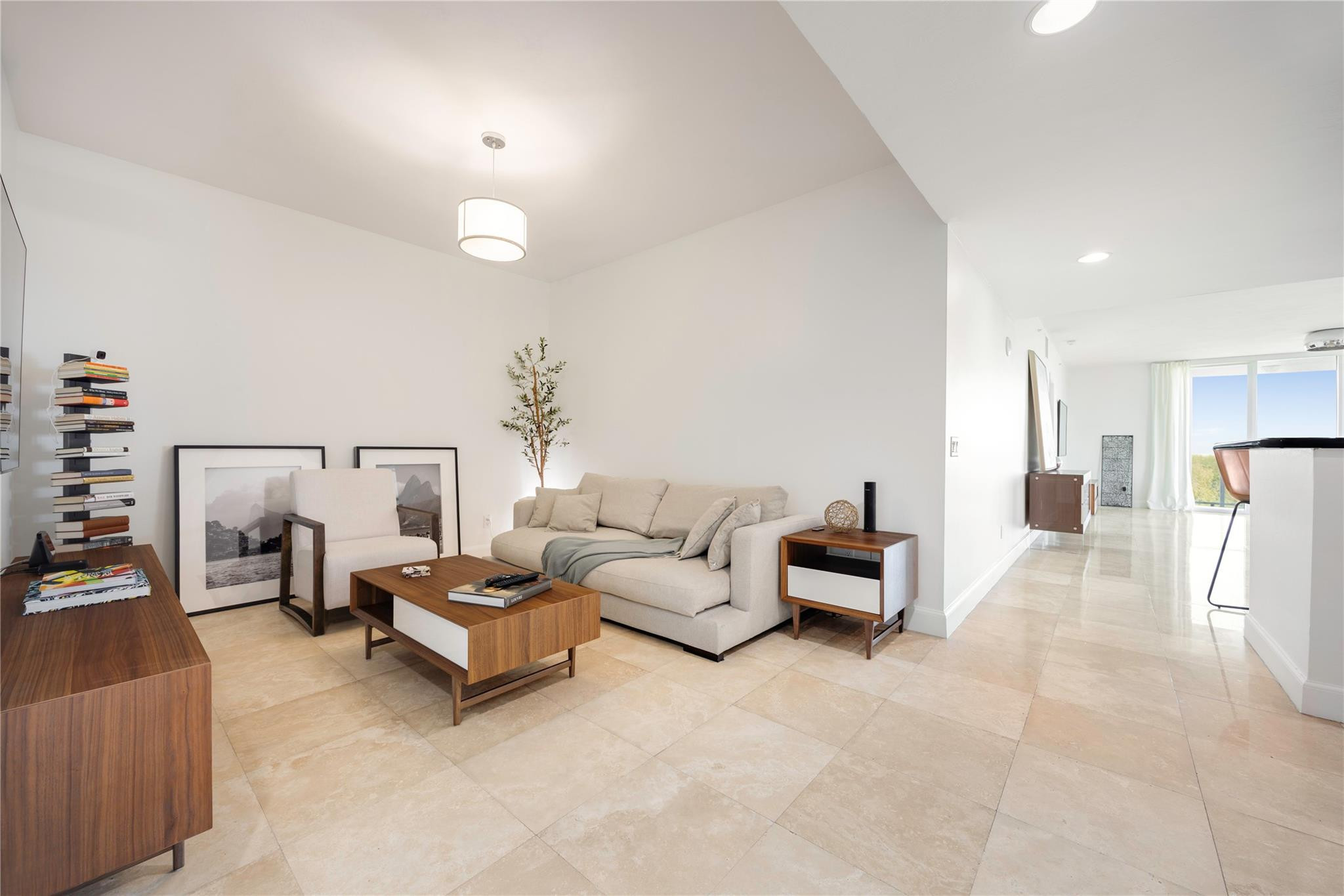 THE OAKS I CONDO - Residential