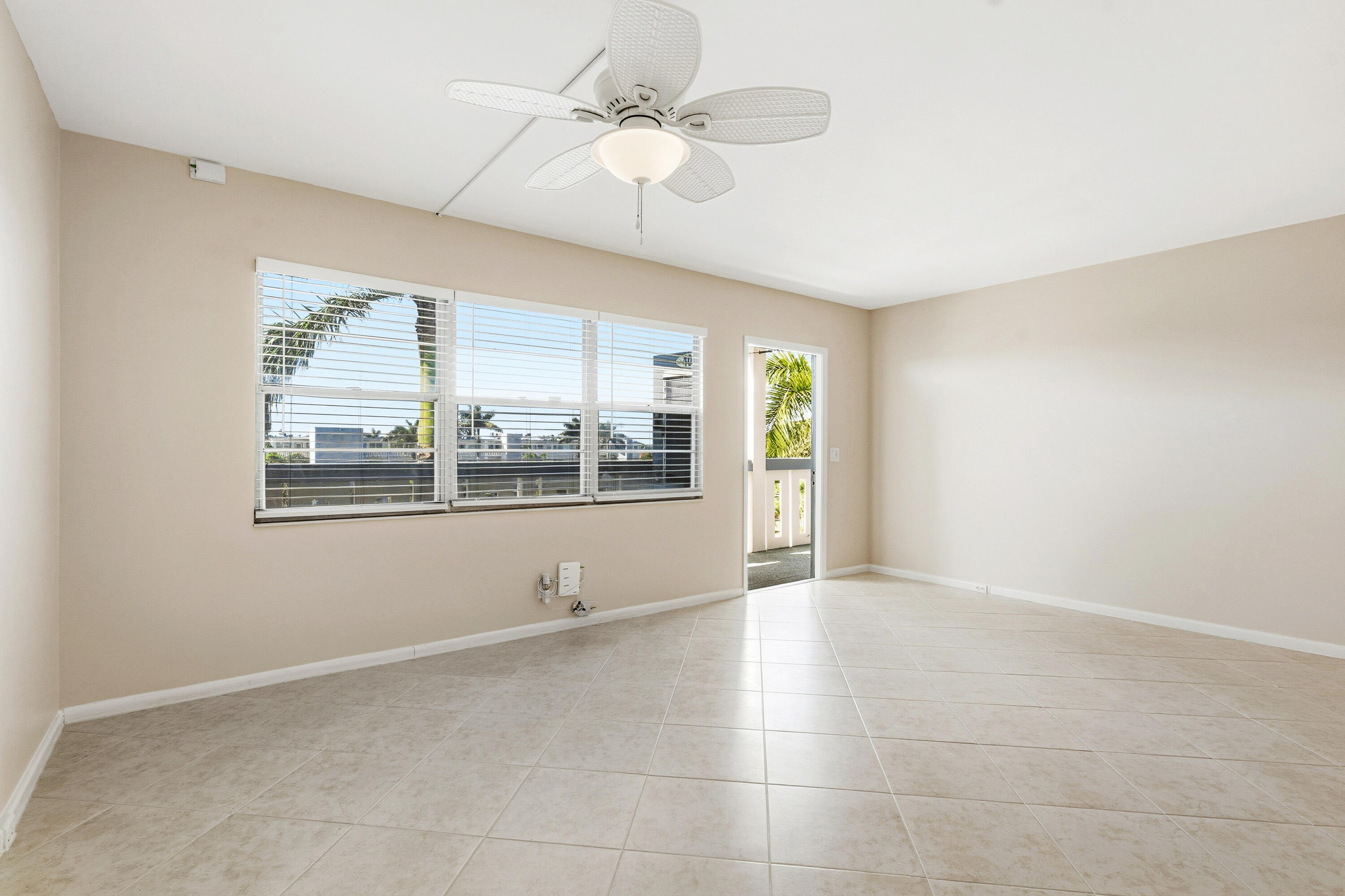 YARMOUTH AT CENTURY VILLAGE CONDO - Residential