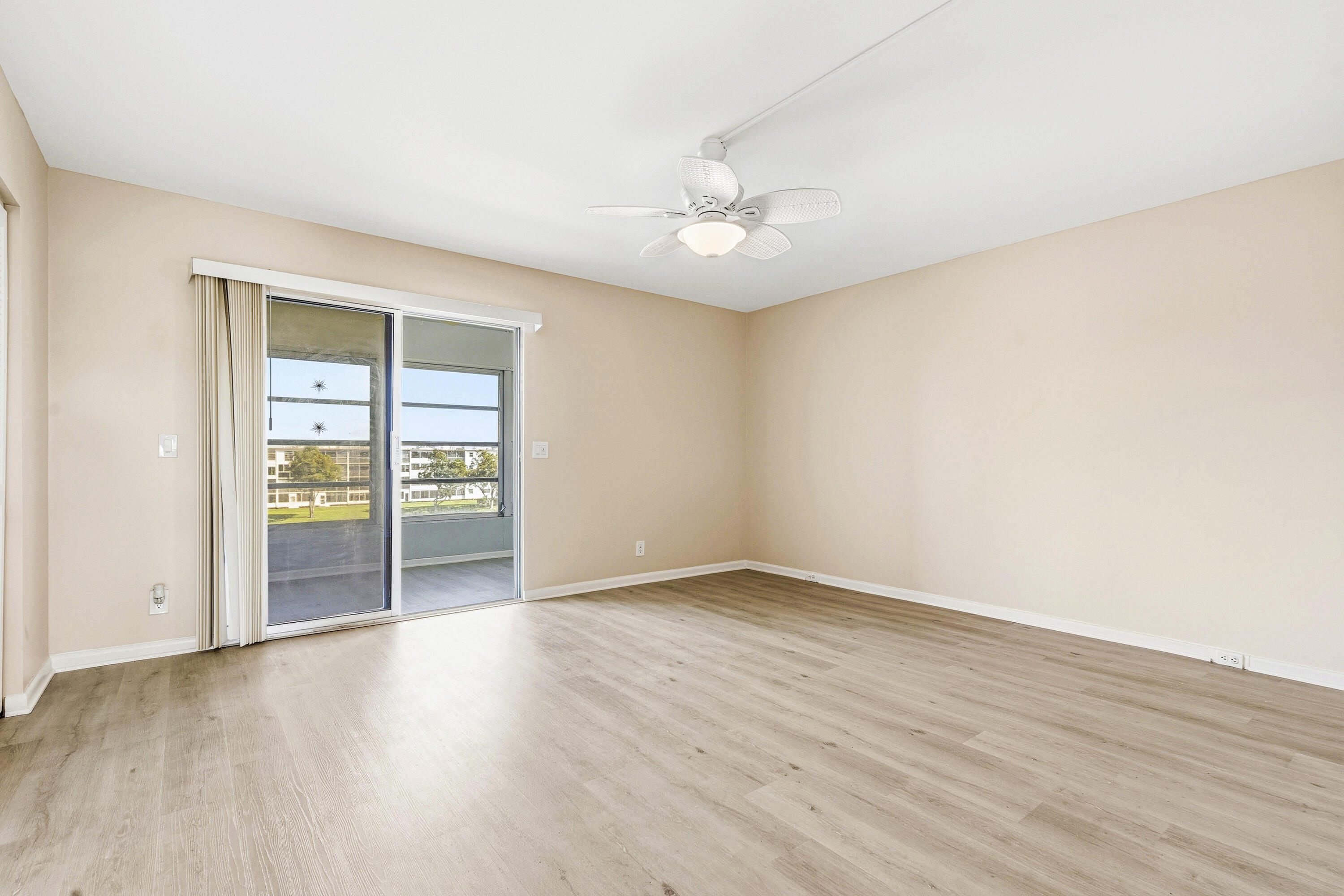 YARMOUTH AT CENTURY VILLAGE CONDO - Residential