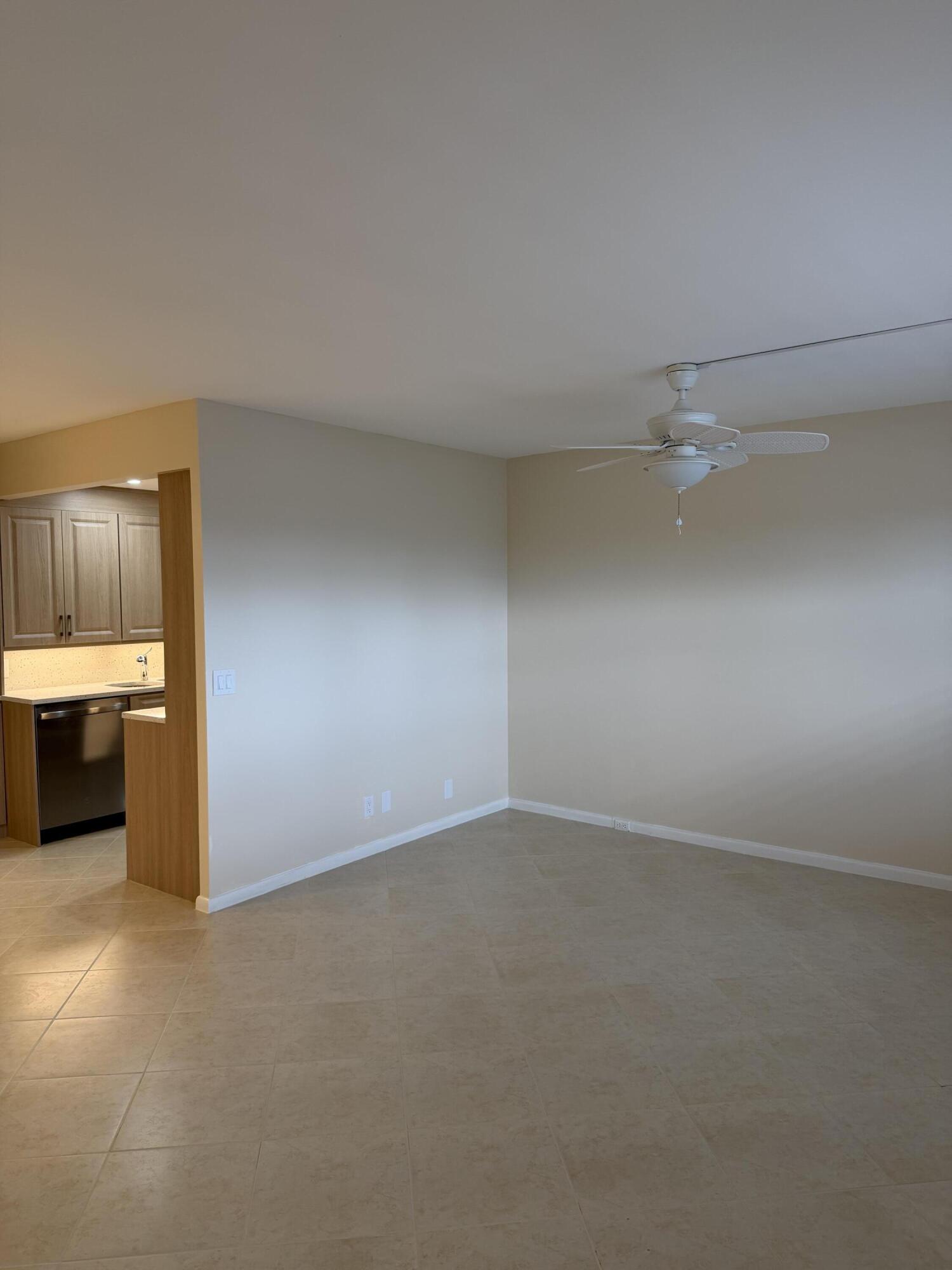 YARMOUTH AT CENTURY VILLAGE CONDO - Residential