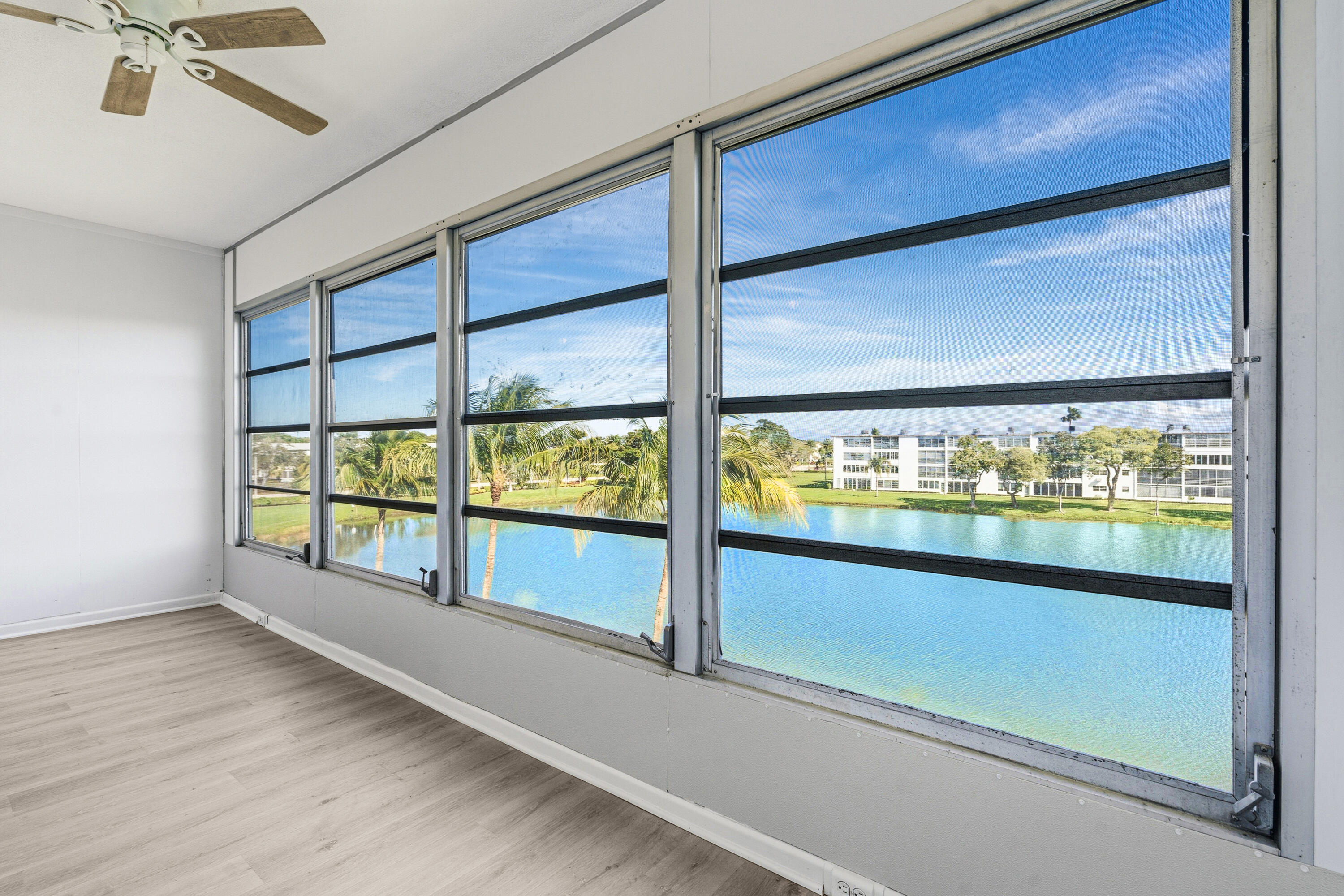 YARMOUTH AT CENTURY VILLAGE CONDO - Residential