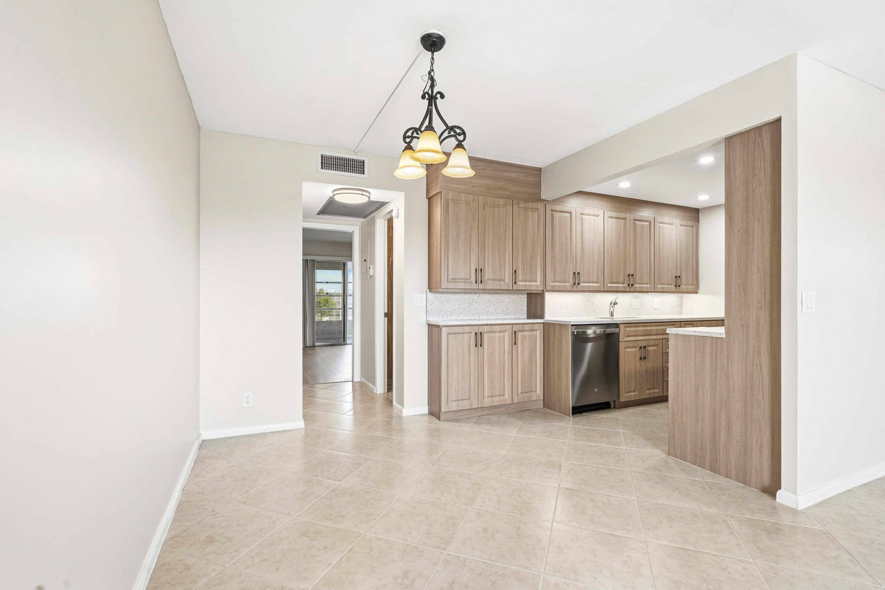 YARMOUTH AT CENTURY VILLAGE CONDO - Residential