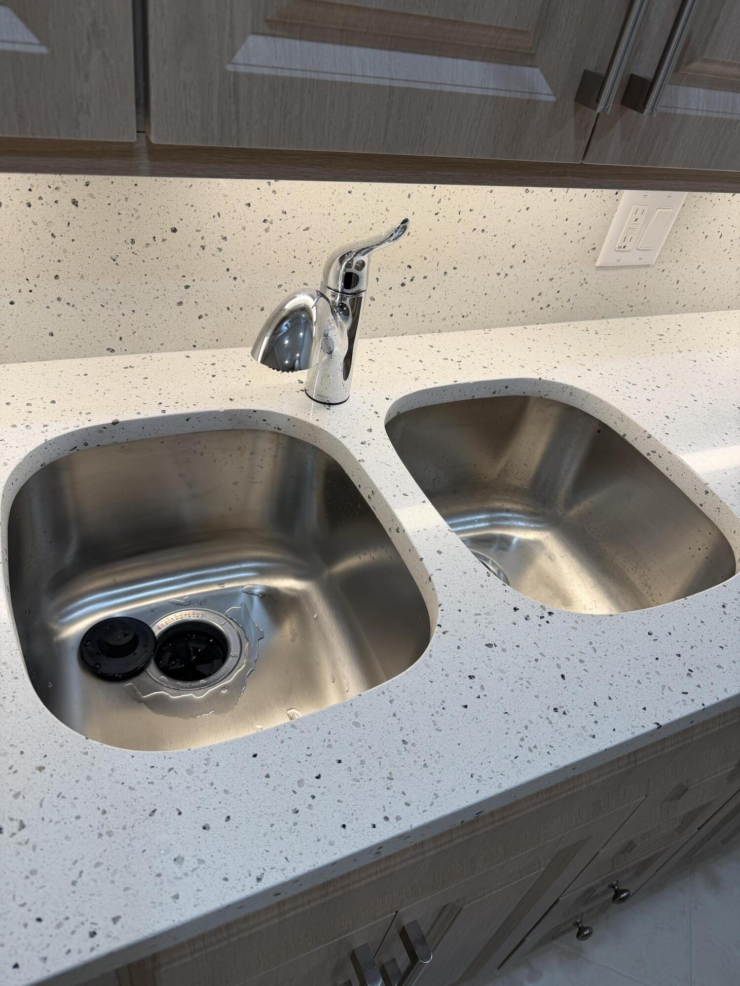 YARMOUTH AT CENTURY VILLAGE CONDO - Residential