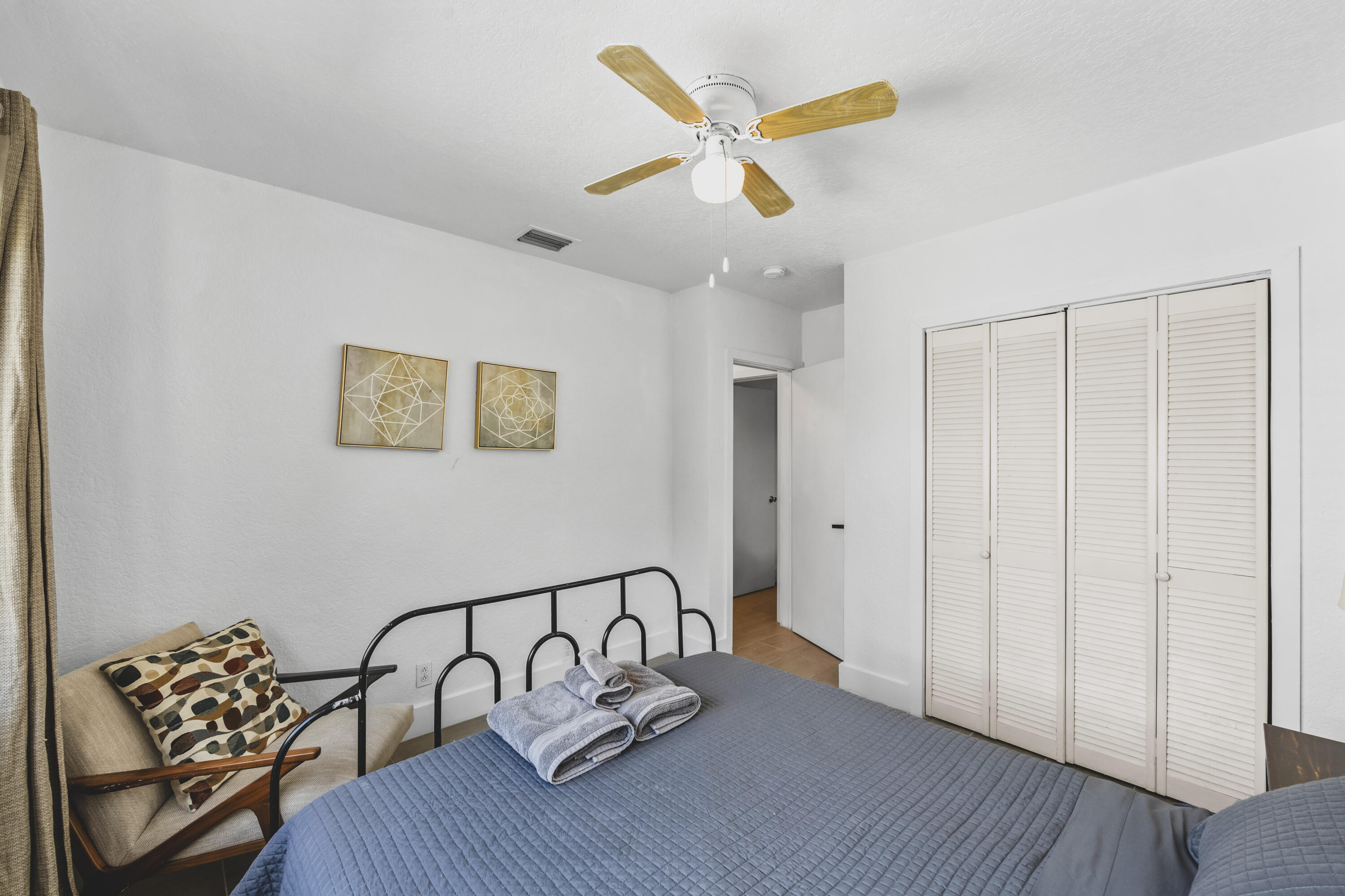 POINSETTA PARK - Residential Lease