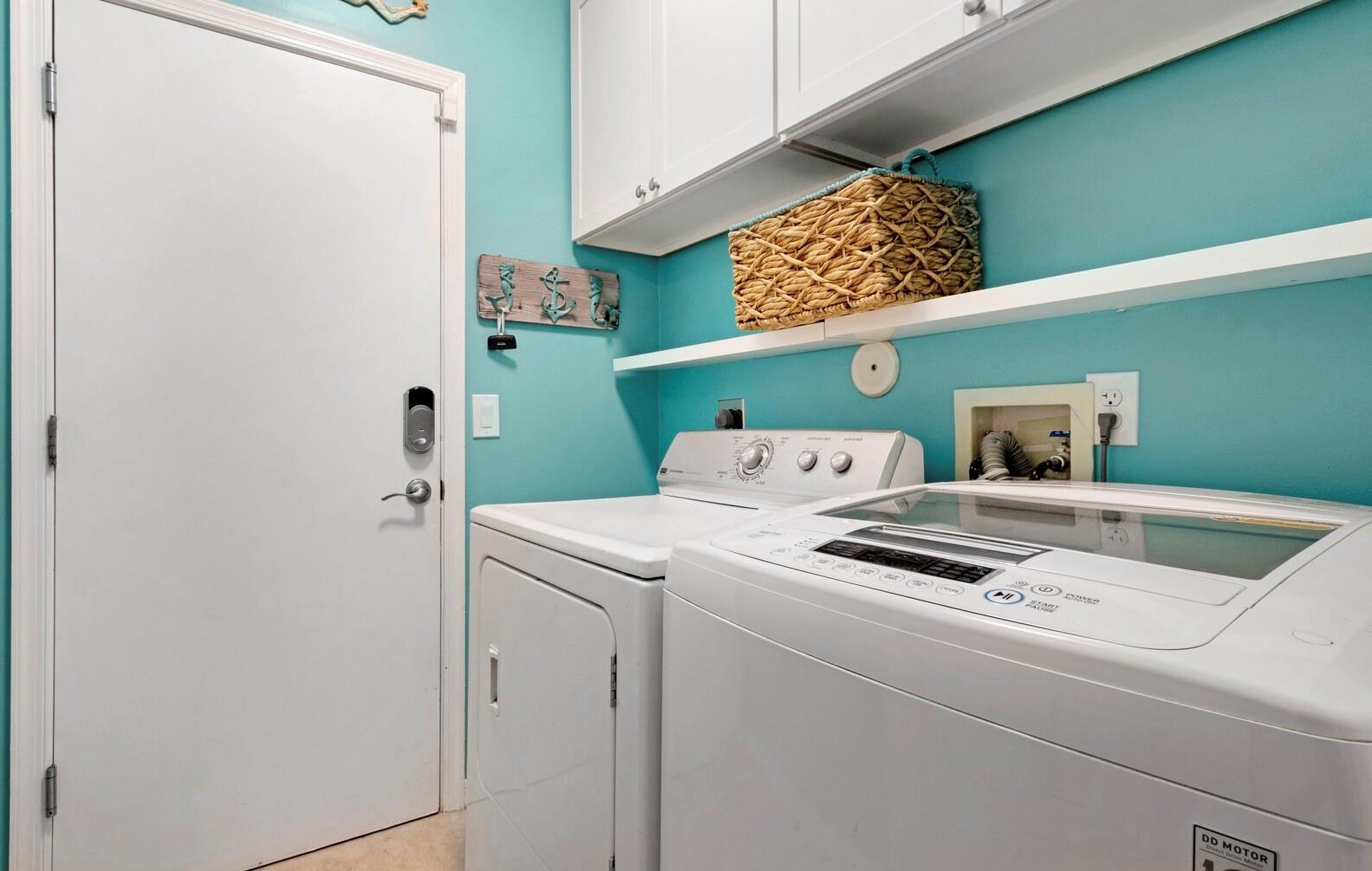 Parkwood Ix 153-28 B - Residential