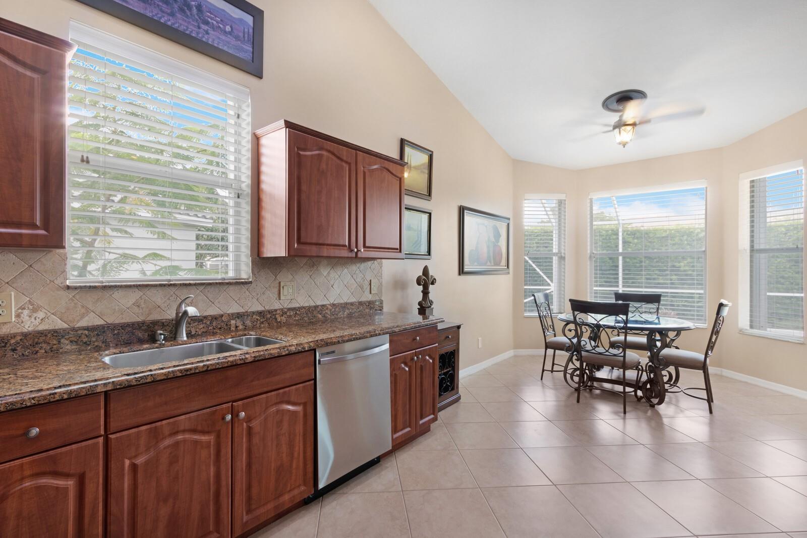 Parkwood Ix 153-28 B - Residential