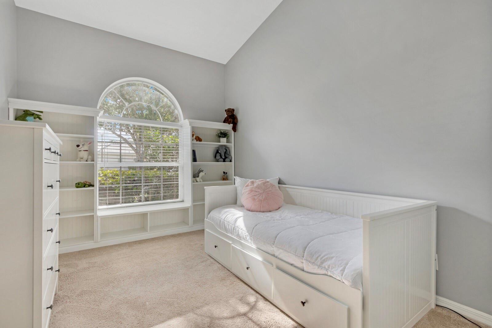 Parkwood Ix 153-28 B - Residential