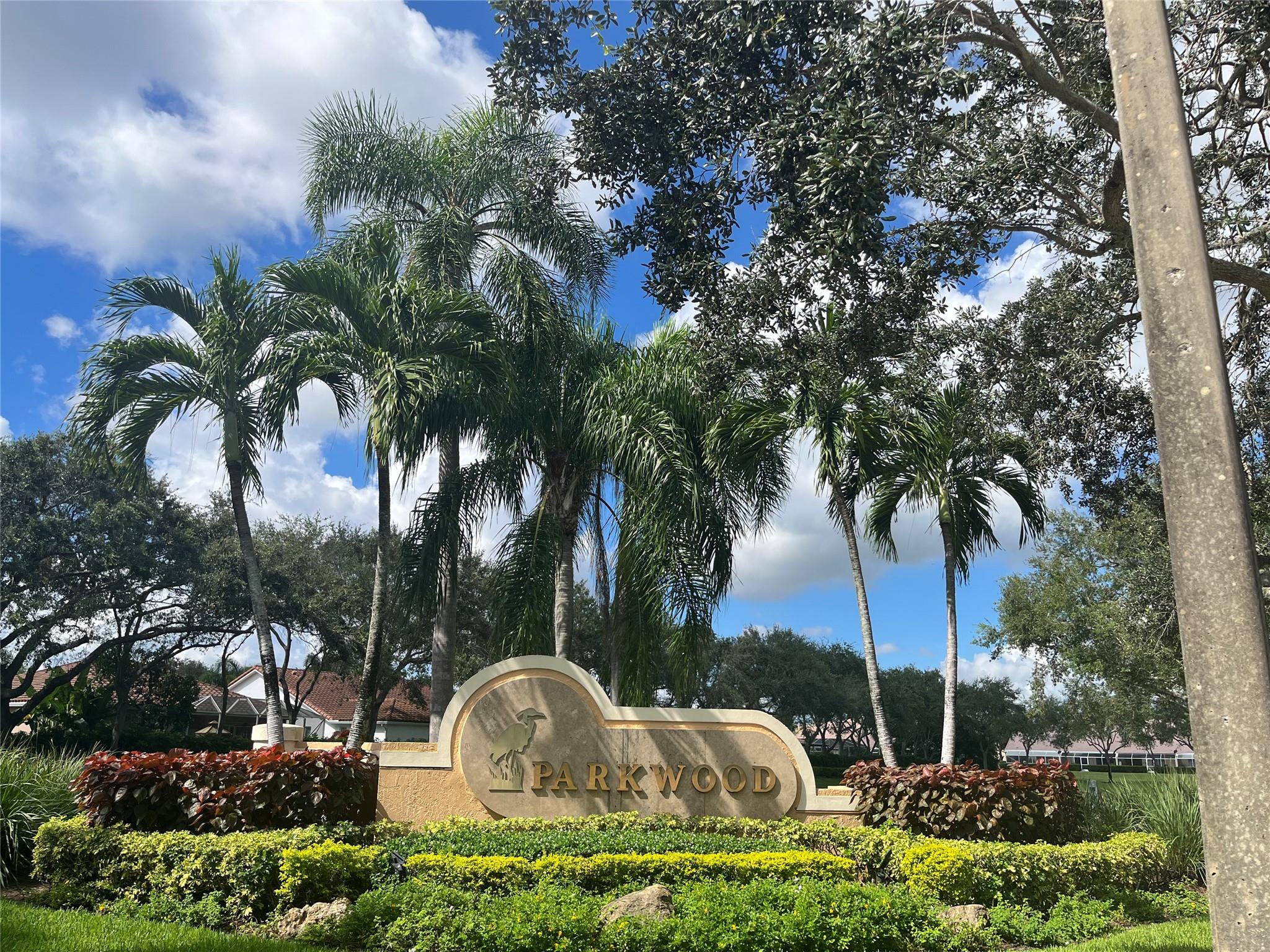 Parkwood Ix 153-28 B - Residential