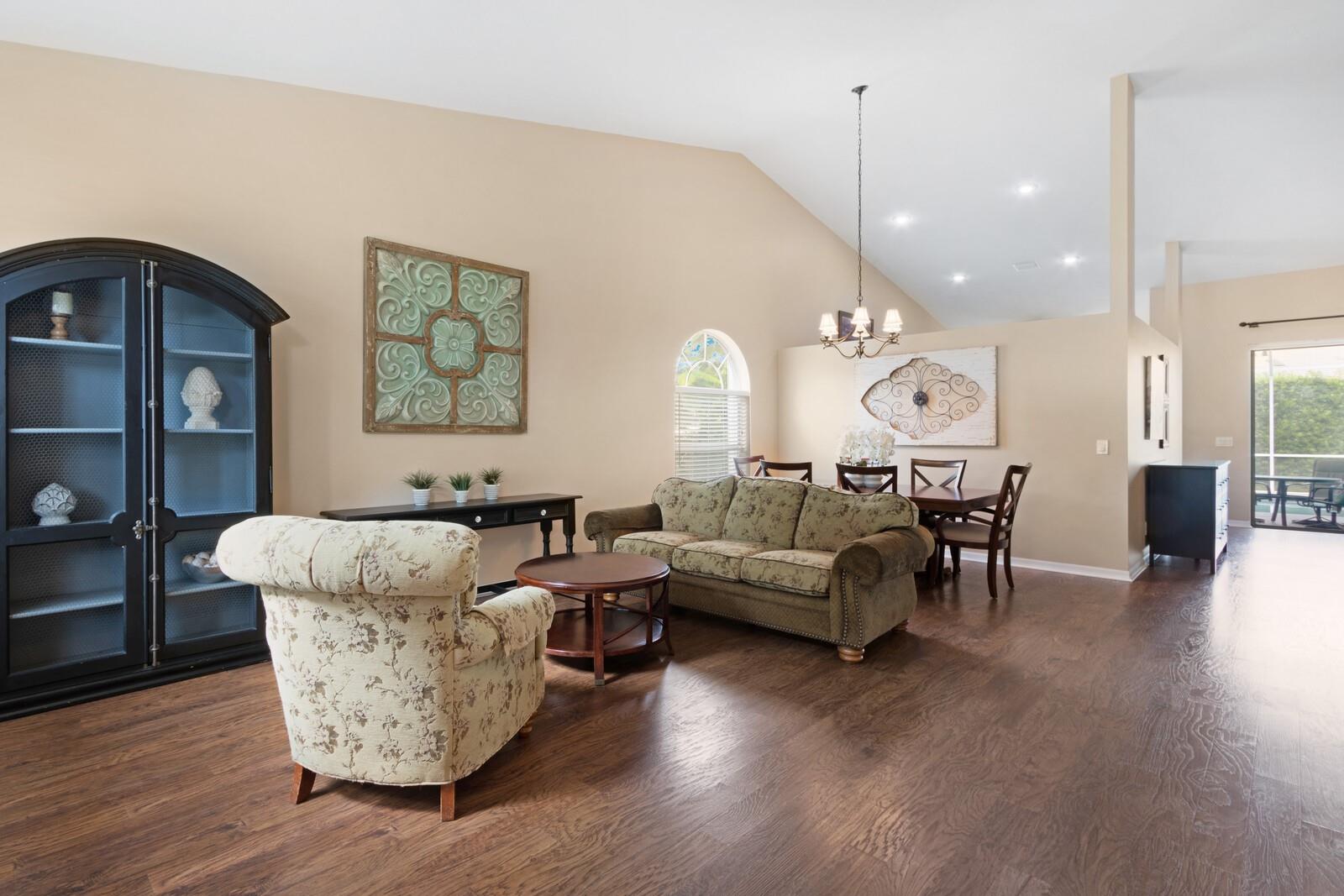 Parkwood Ix 153-28 B - Residential
