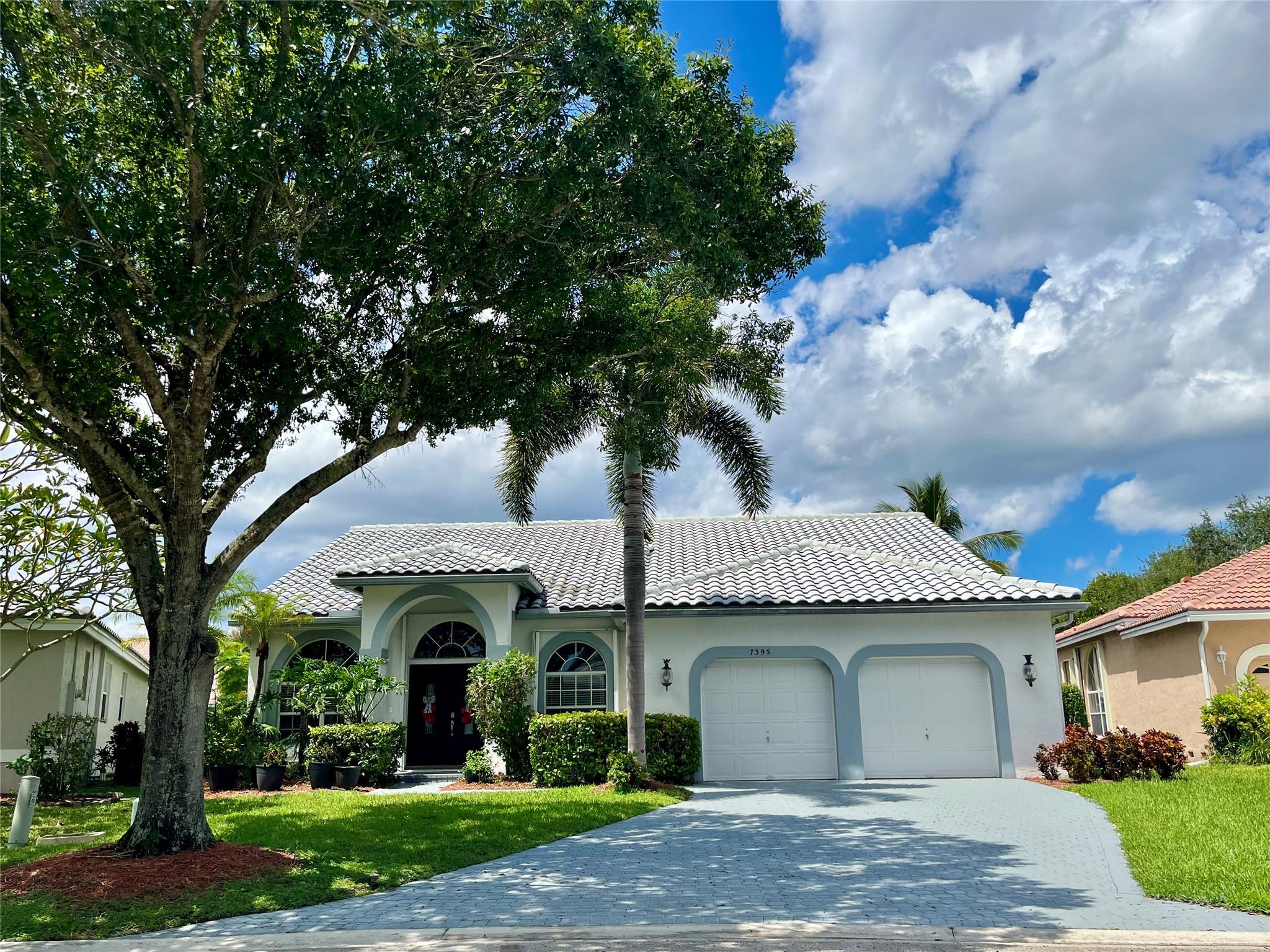 Back up offers accepted. True 4 bed, 2.5 bath updated home on Parkland's east side - with LOW HOA fees! Upon entering you will find a spacious living/dining area and then into the heart of the home, with even more living space and quick access to the kitchen which boasts granite countertops, eat-in breakfast area with bay windows, tile floors, s/s appliances and brand new dishwasher. Primary bedroom with oversized walk in closet, ensuite bathroom with dual sinks, separate tub shower and pool access. Wood flooring throughout most of the home with carpet in bedrooms. And! No popcorn ceilings! Guest bedroom comes with a Murphy bed. Nest thermostat. Outside you will find a relaxing covered lanai overlooking the private screened in pool. Underground sprinkler sys on timer. W/H 2022. AC 2020.
