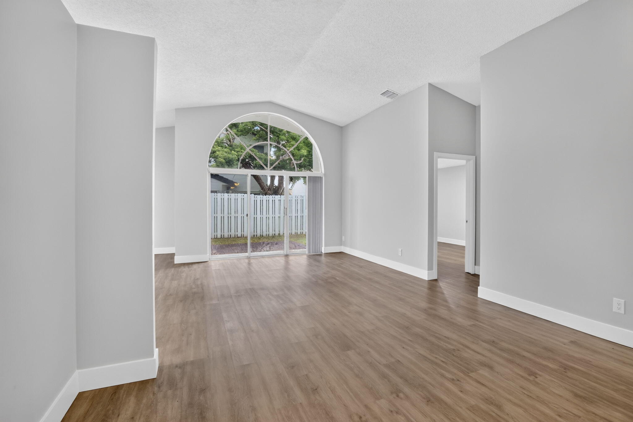 SILVER LAKES PHASE II REPLAT - Residential
