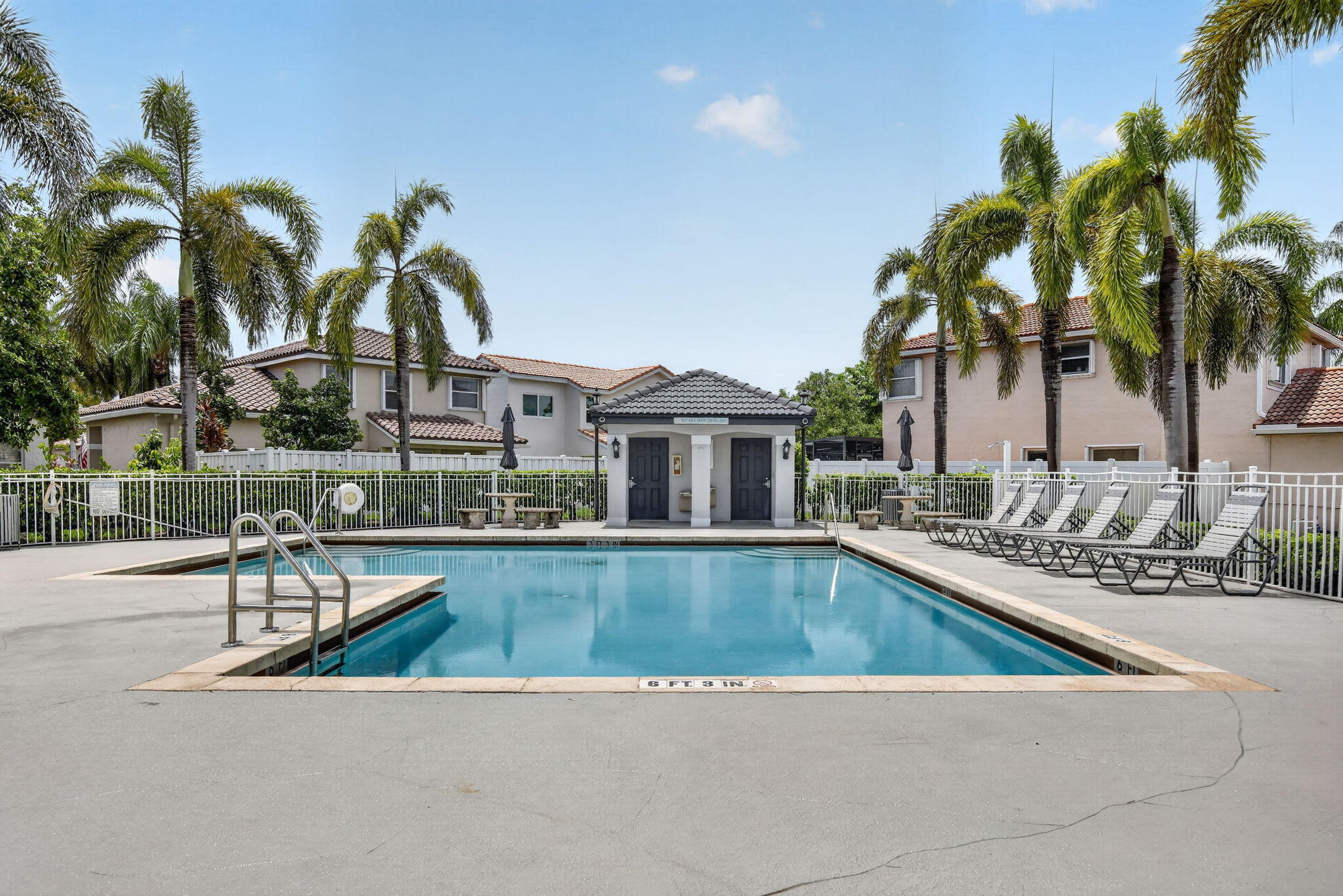 SILVER LAKES PHASE II REPLAT - Residential