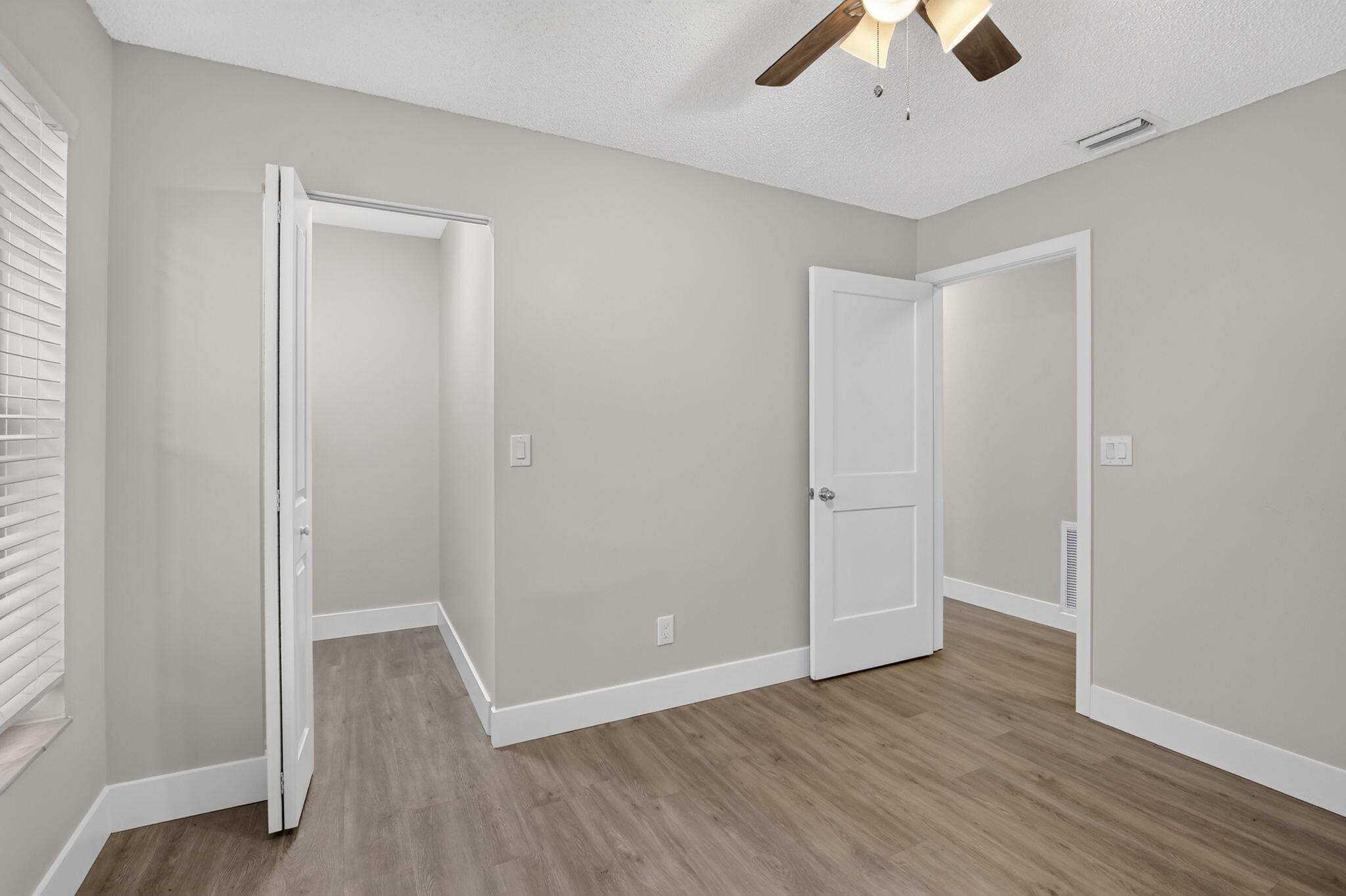 SILVER LAKES PHASE II REPLAT - Residential