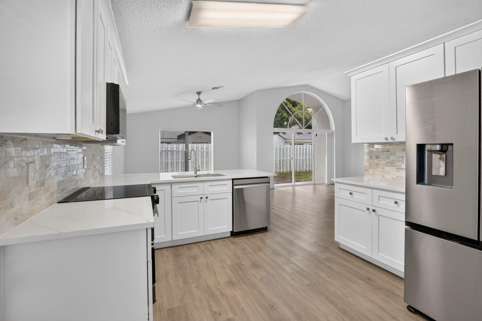 SILVER LAKES PHASE II REPLAT - Residential