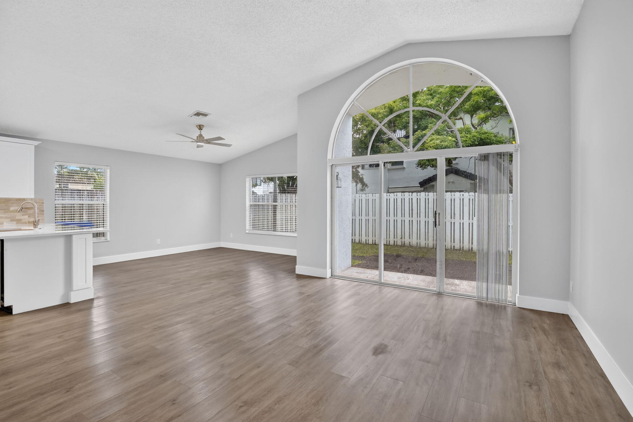 SILVER LAKES PHASE II REPLAT - Residential