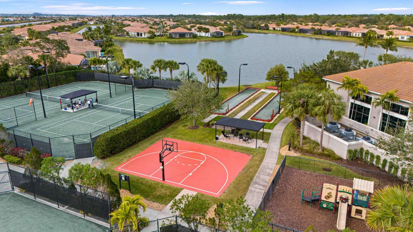 VERANO PUD NO 1 PLAT NO 12 - Residential