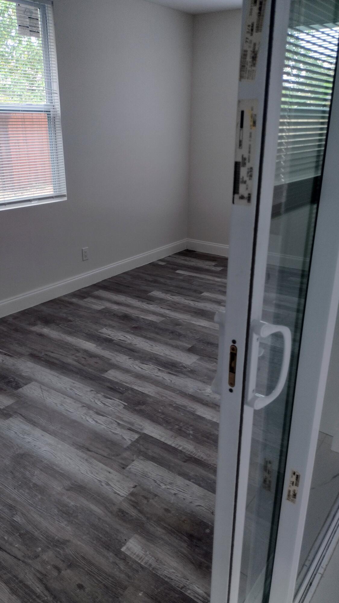 SANDALFOOT COVE SEC 2 - Residential Lease