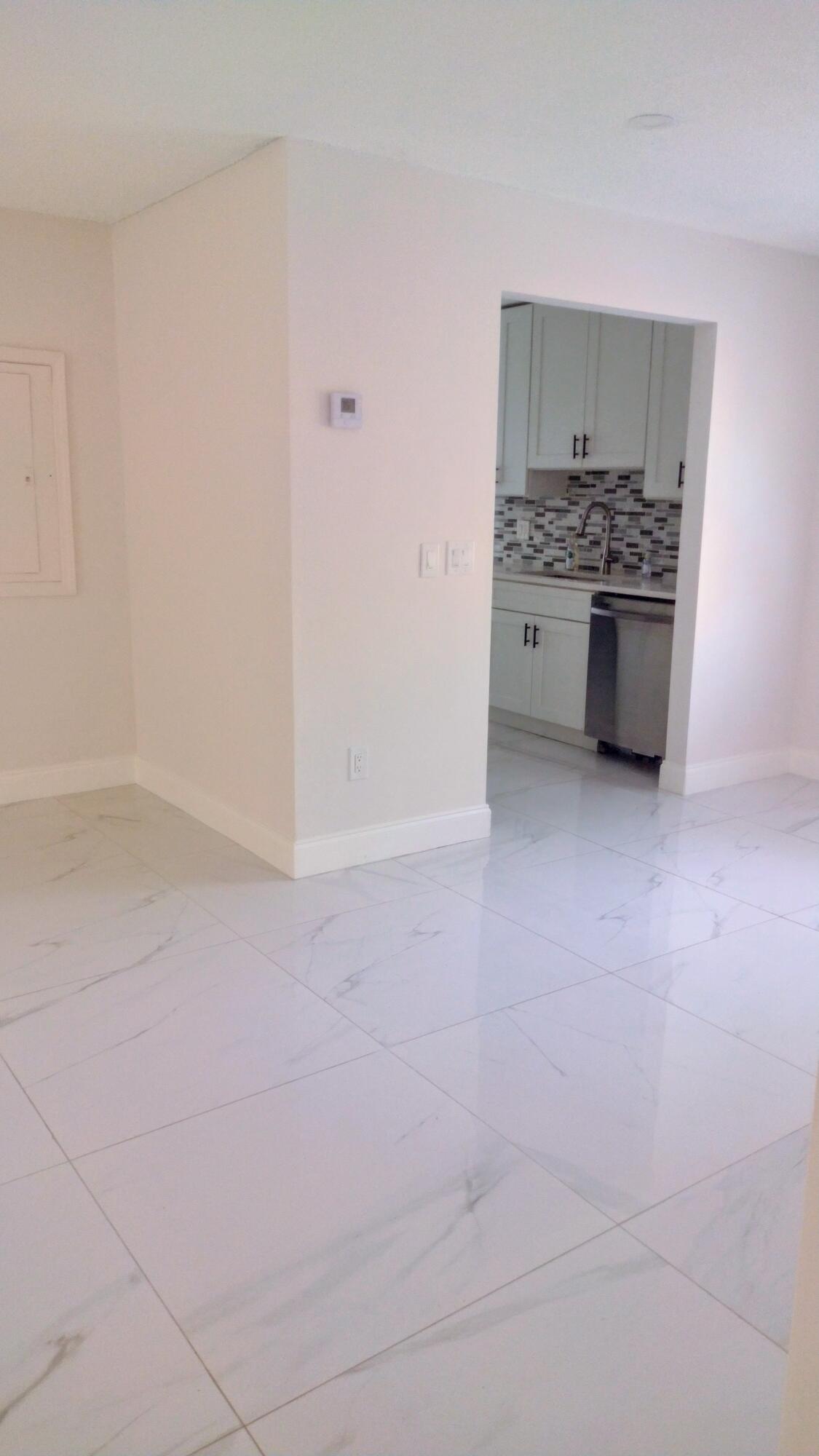 SANDALFOOT COVE SEC 2 - Residential Lease