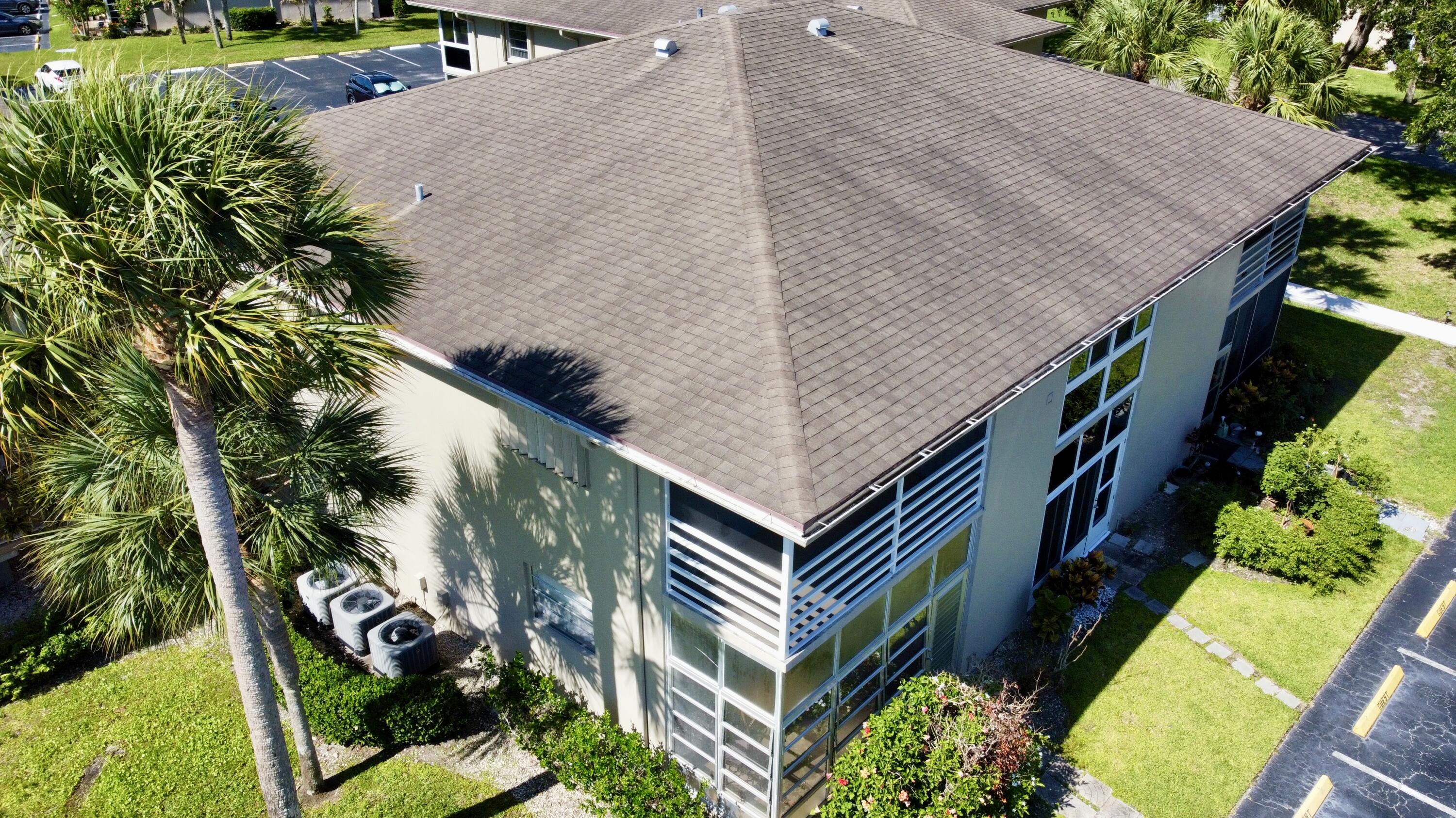 VISTA ST LUCIE BUILDINGS 9 THRU 20 - Residential