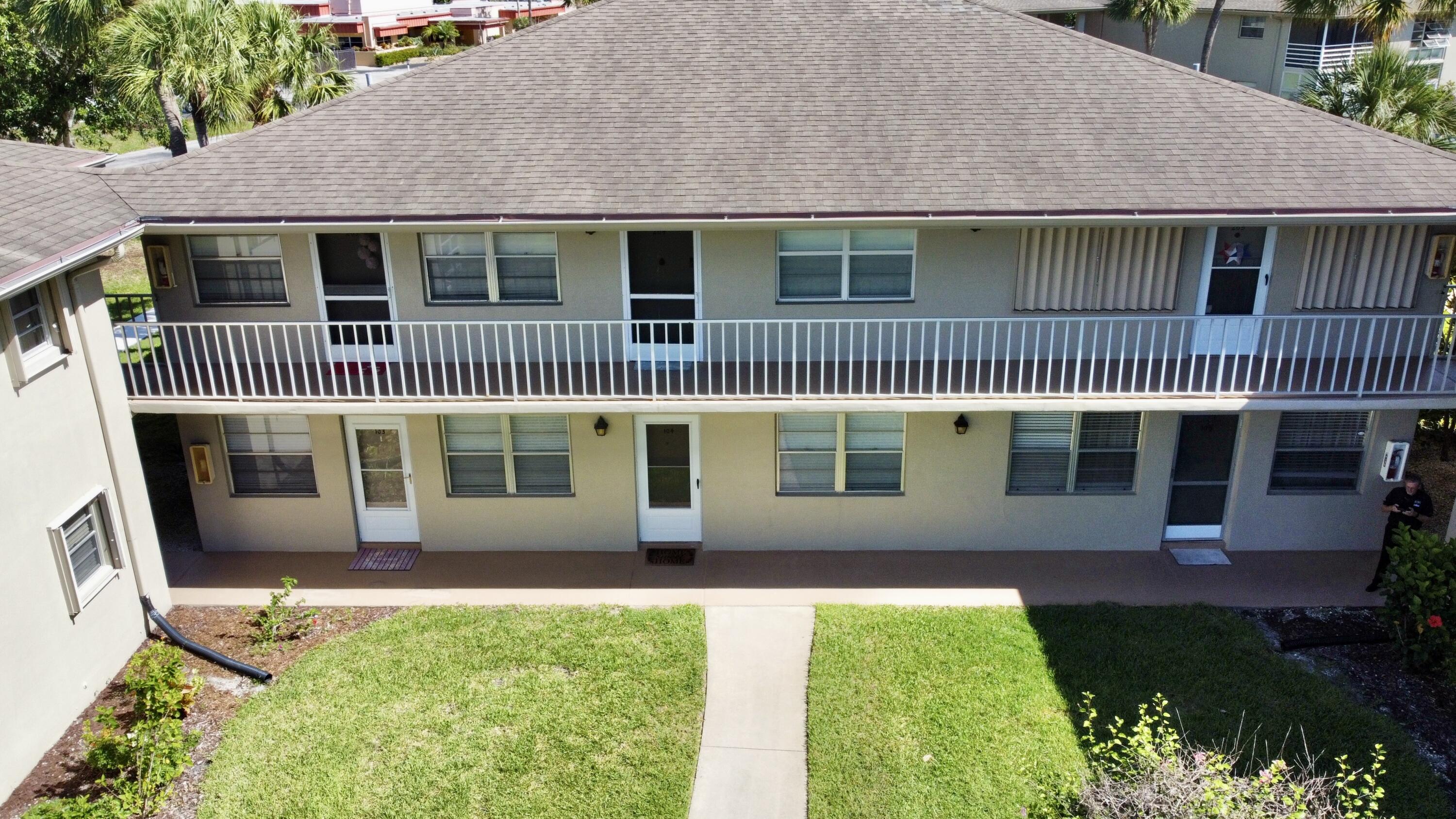 VISTA ST LUCIE BUILDINGS 9 THRU 20 - Residential