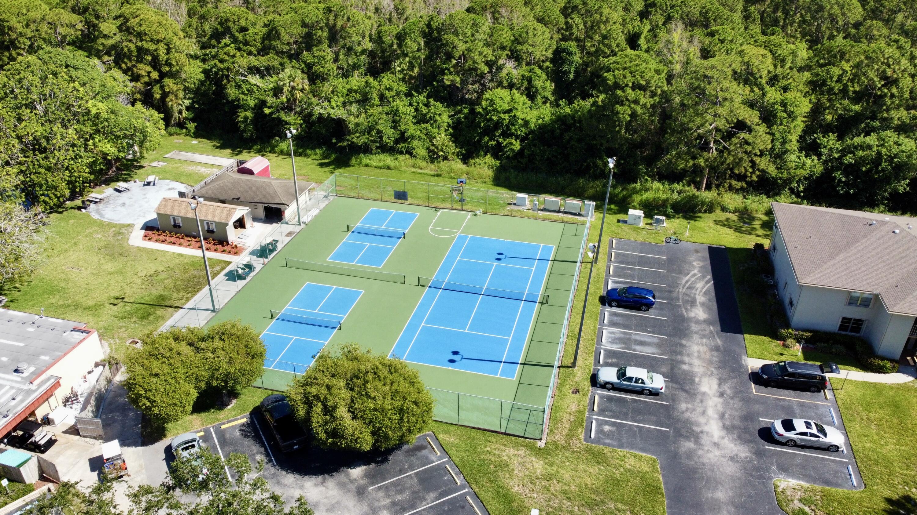 VISTA ST LUCIE BUILDINGS 9 THRU 20 - Residential