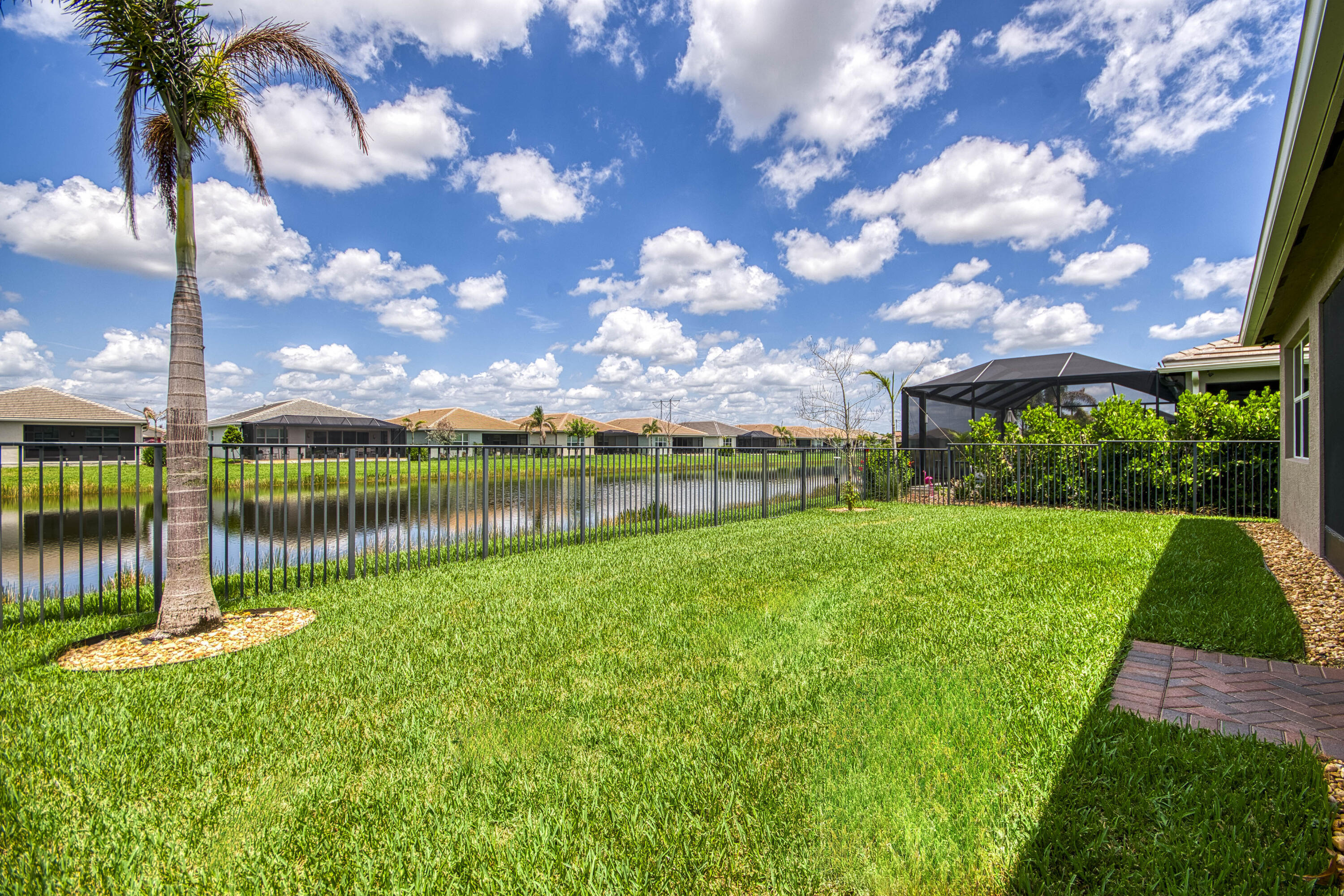 Valencia Grove at Riverland - Residential