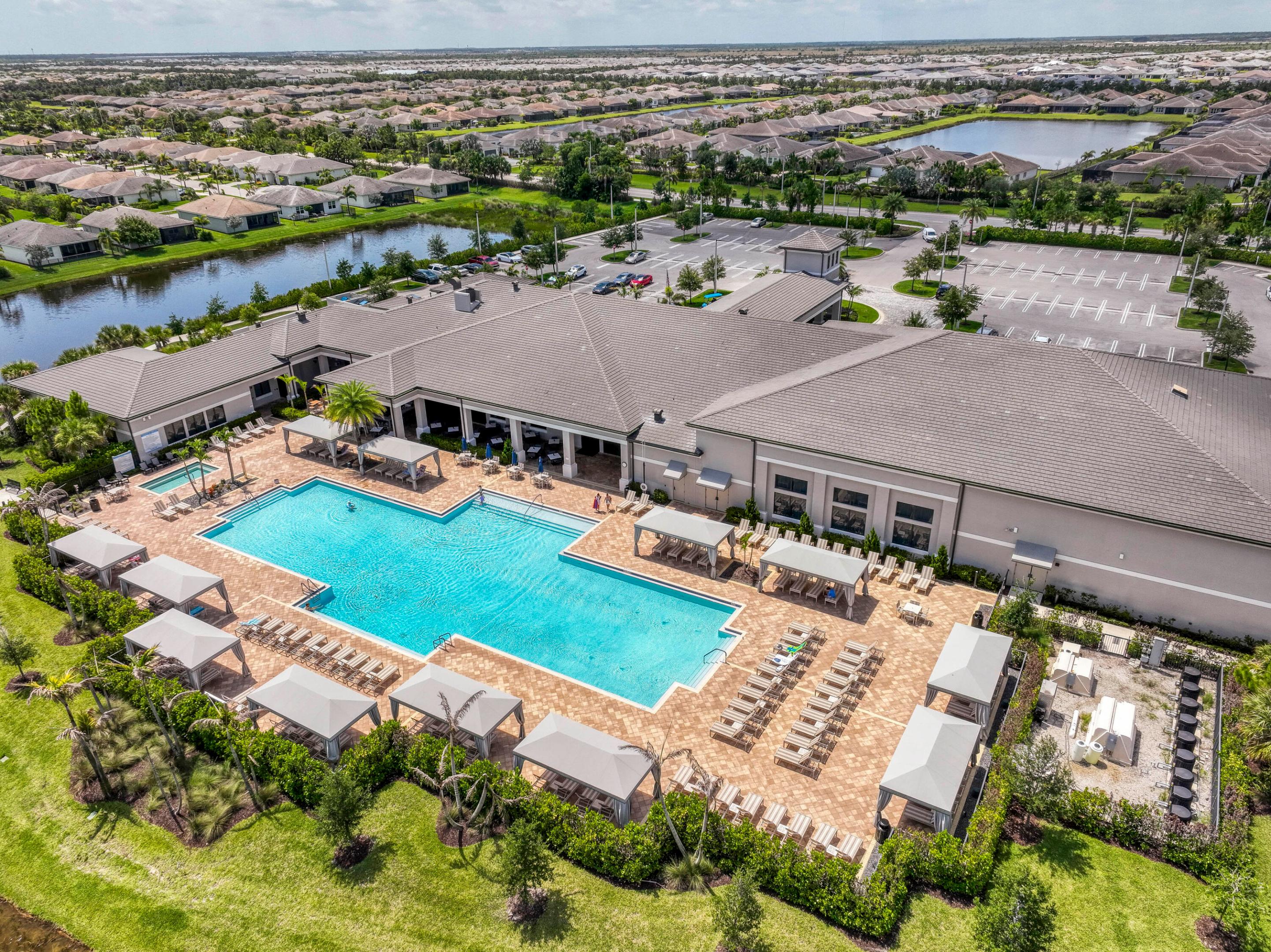 Valencia Grove at Riverland - Residential