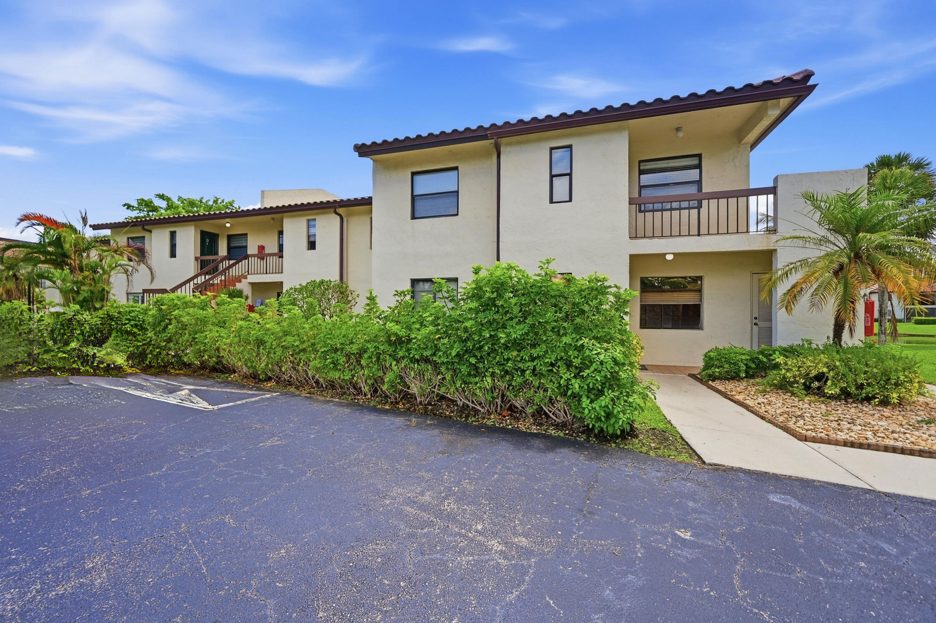 GLADES OF BOCA LAGO CONDO - Residential