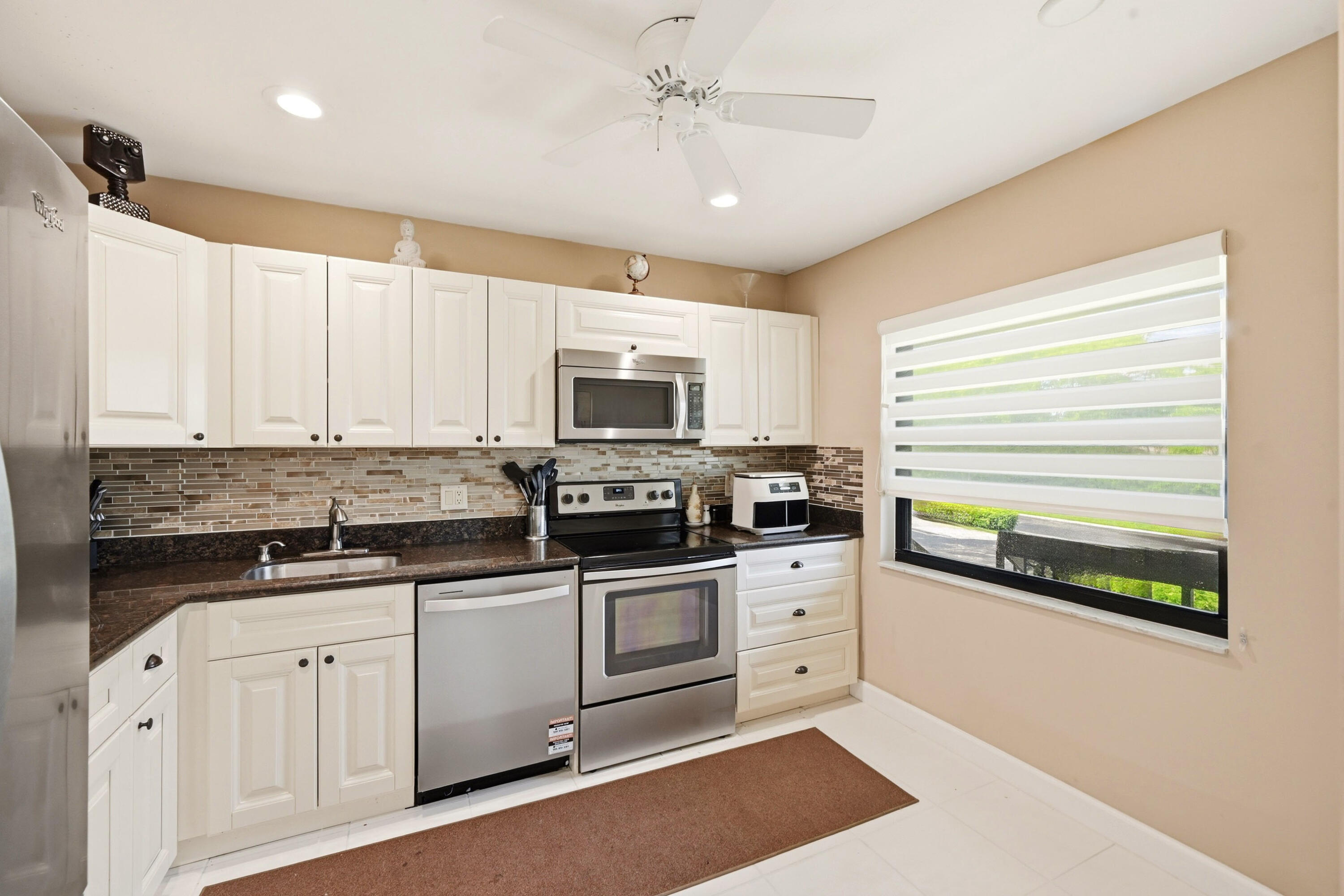 GLADES OF BOCA LAGO CONDO - Residential