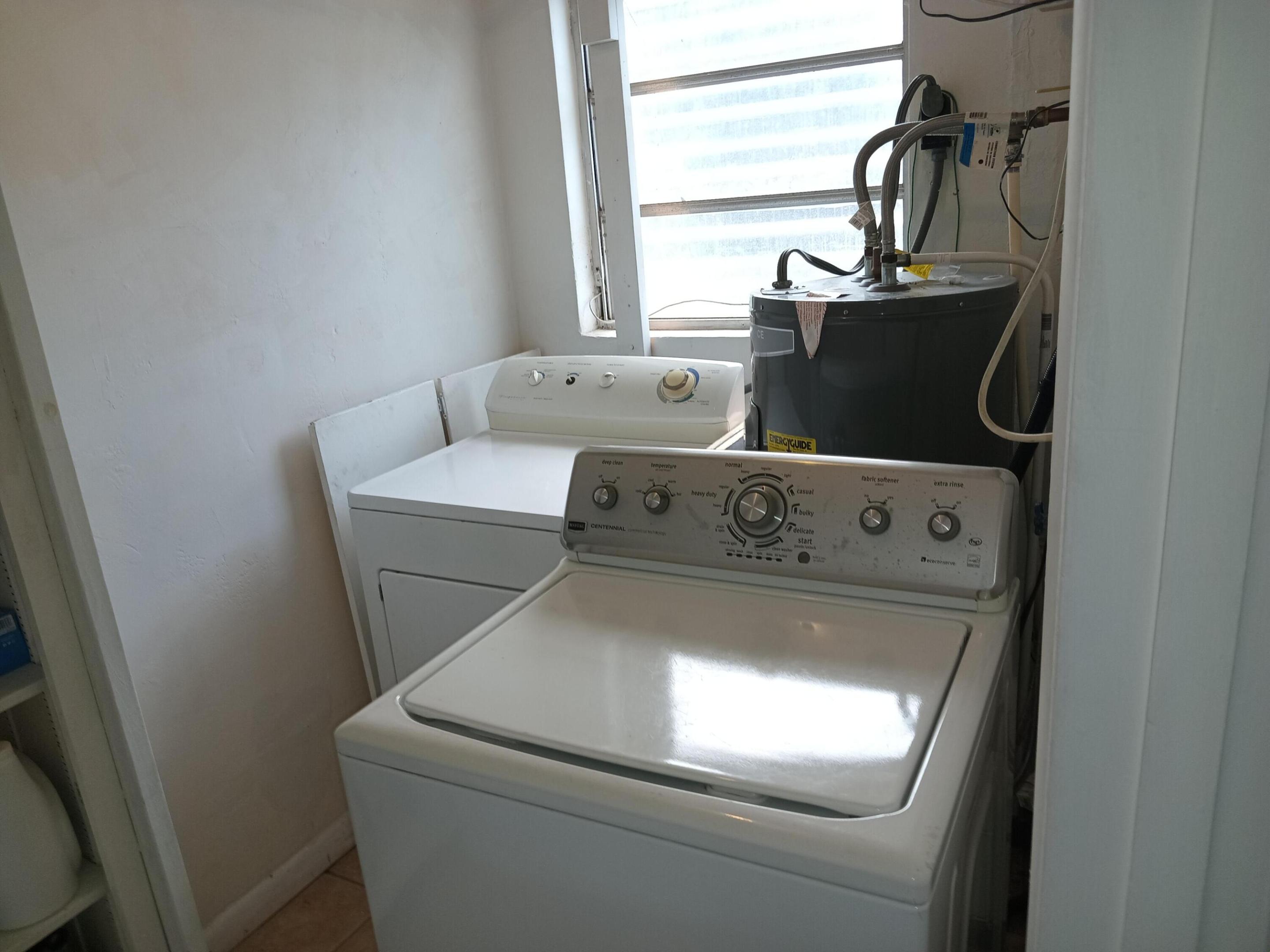 RIVER PARK UNIT 5 - Residential