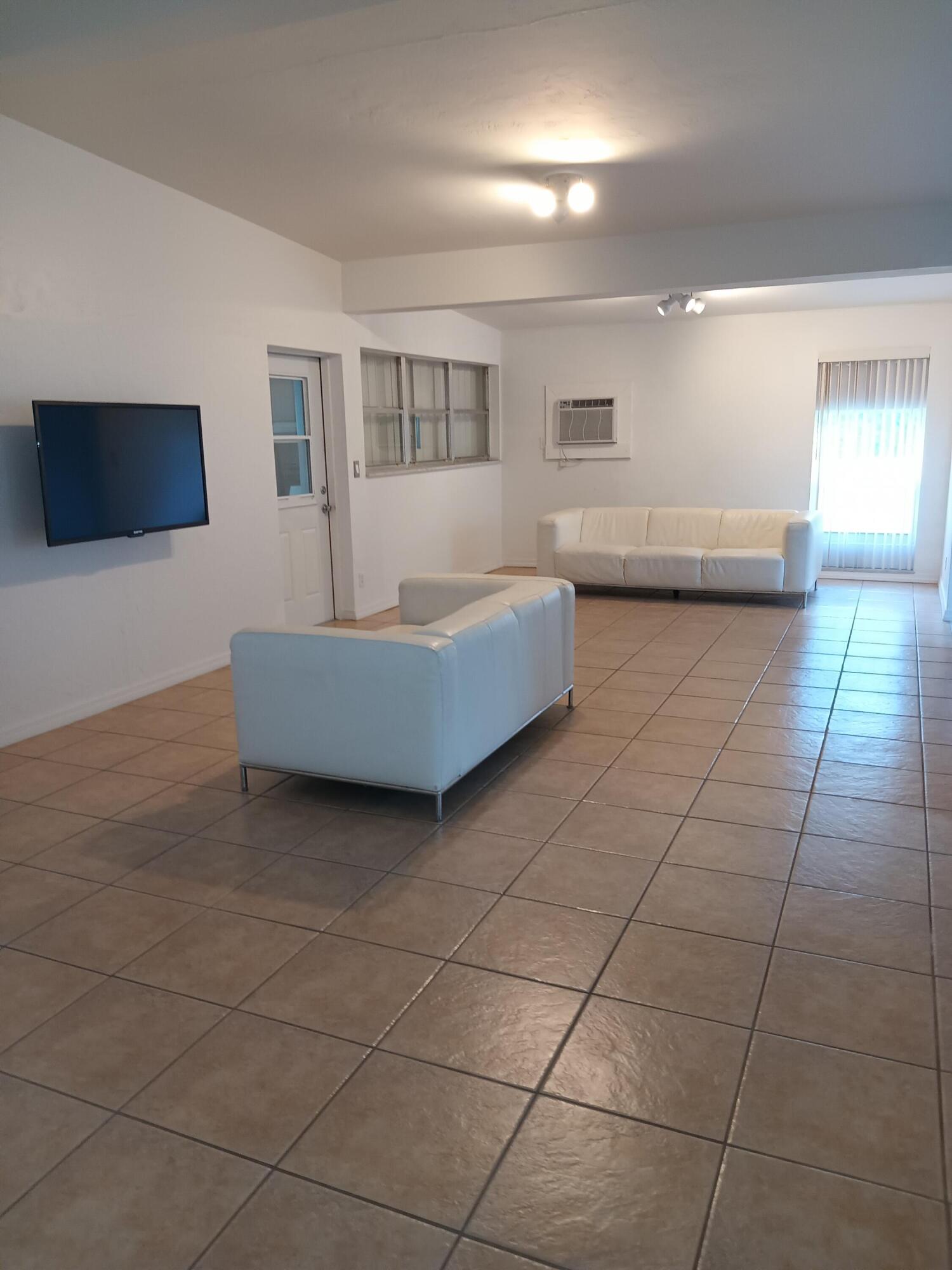 RIVER PARK UNIT 5 - Residential