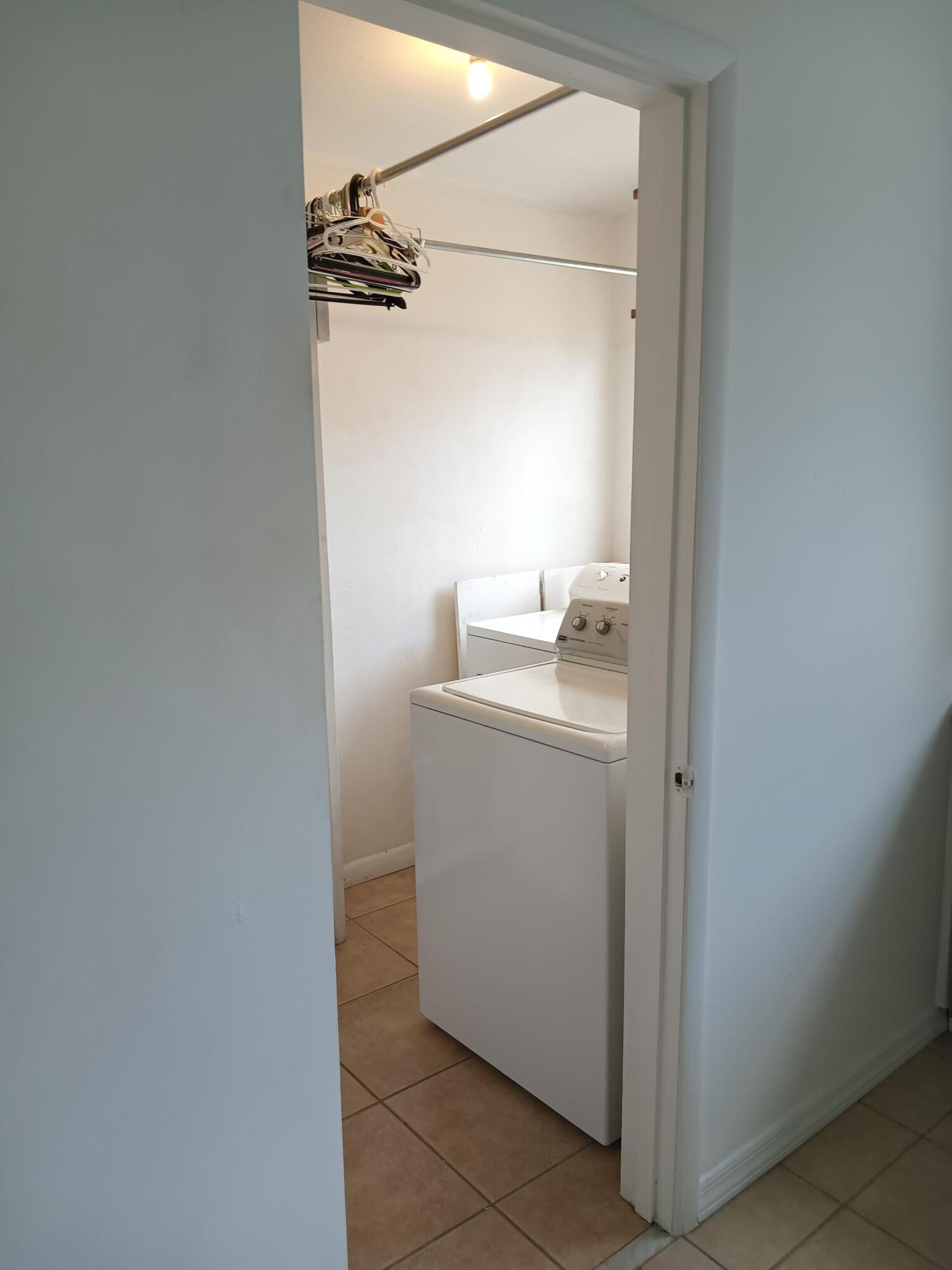 RIVER PARK UNIT 5 - Residential