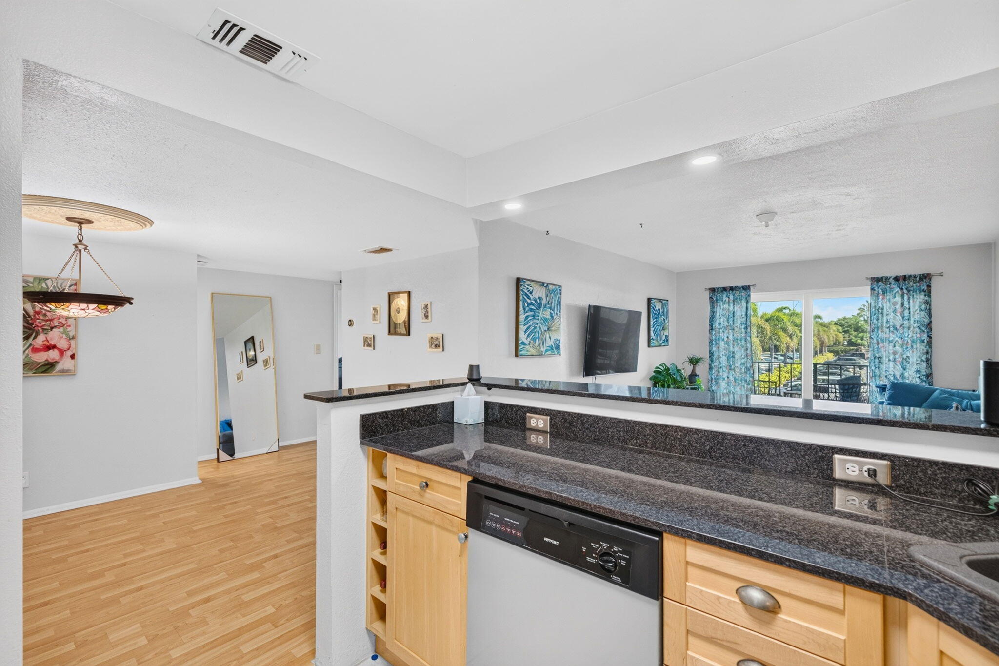 RIVER MANOR CONDO - Residential