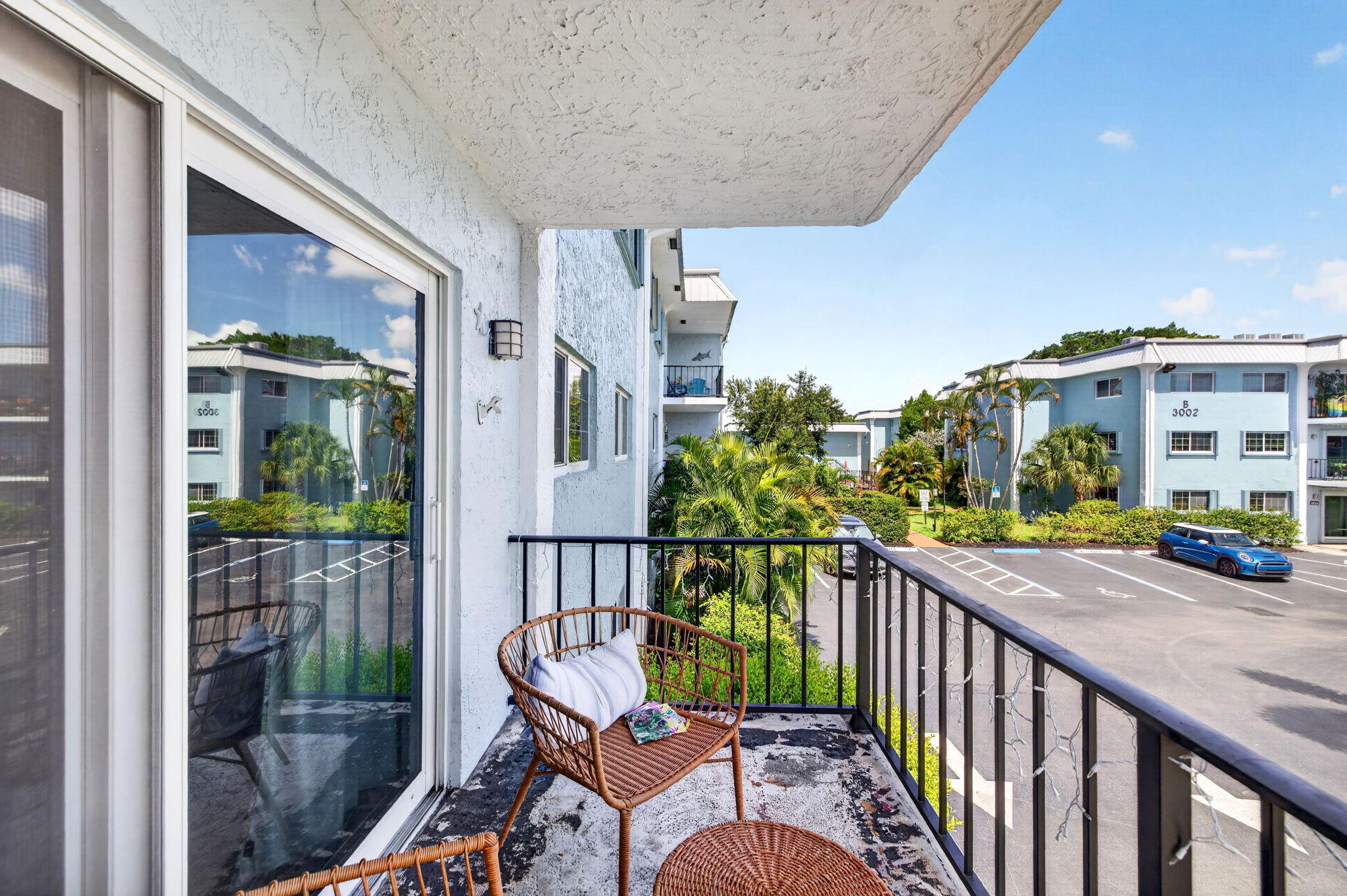 RIVER MANOR CONDO - Residential