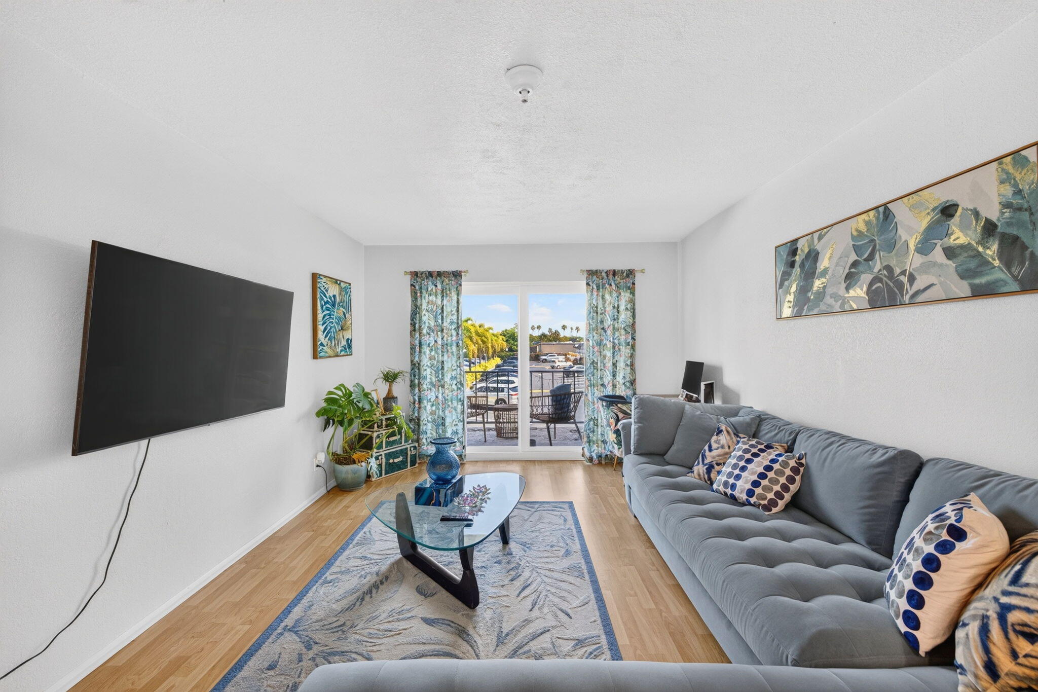 RIVER MANOR CONDO - Residential