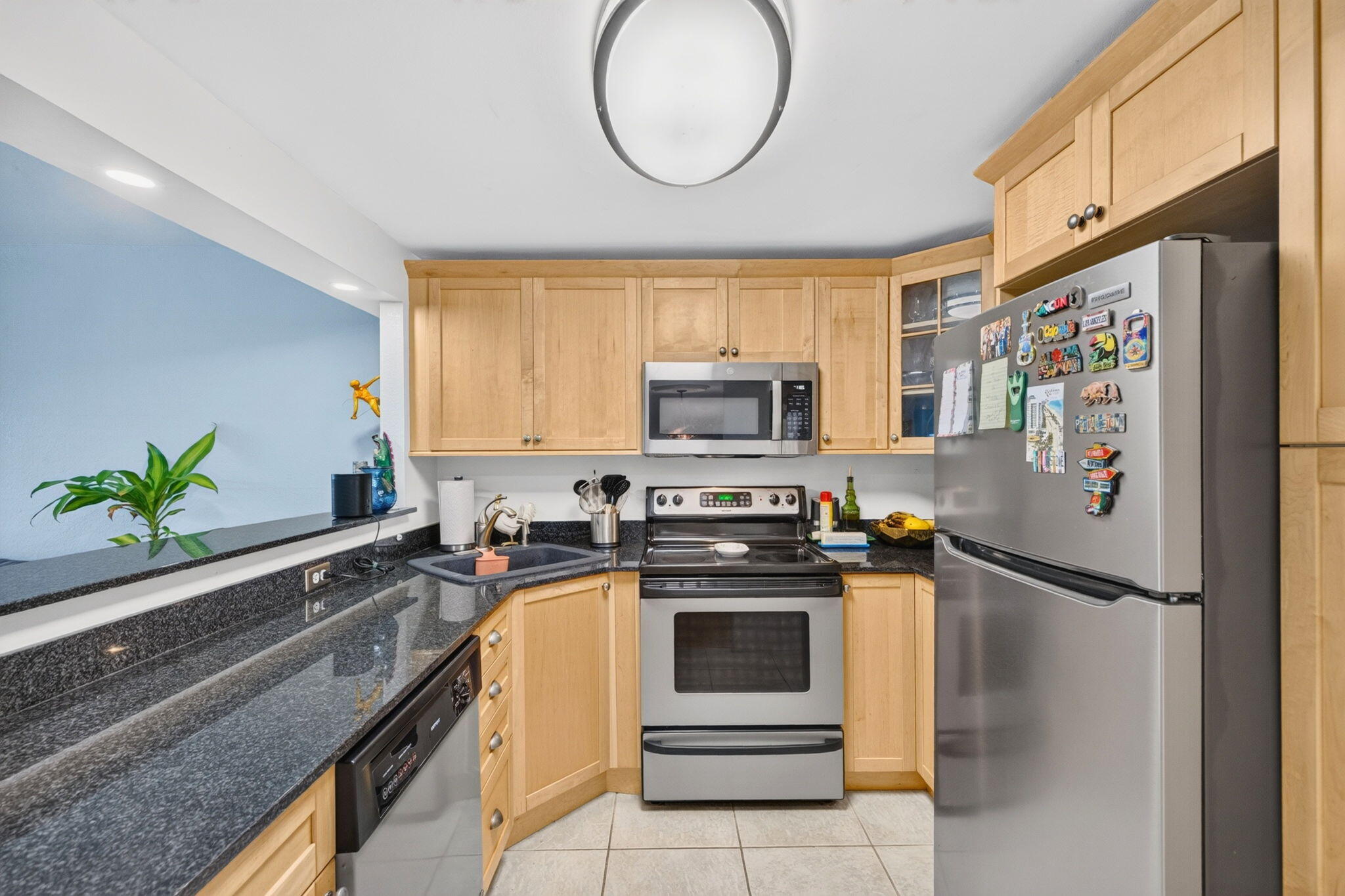 RIVER MANOR CONDO - Residential