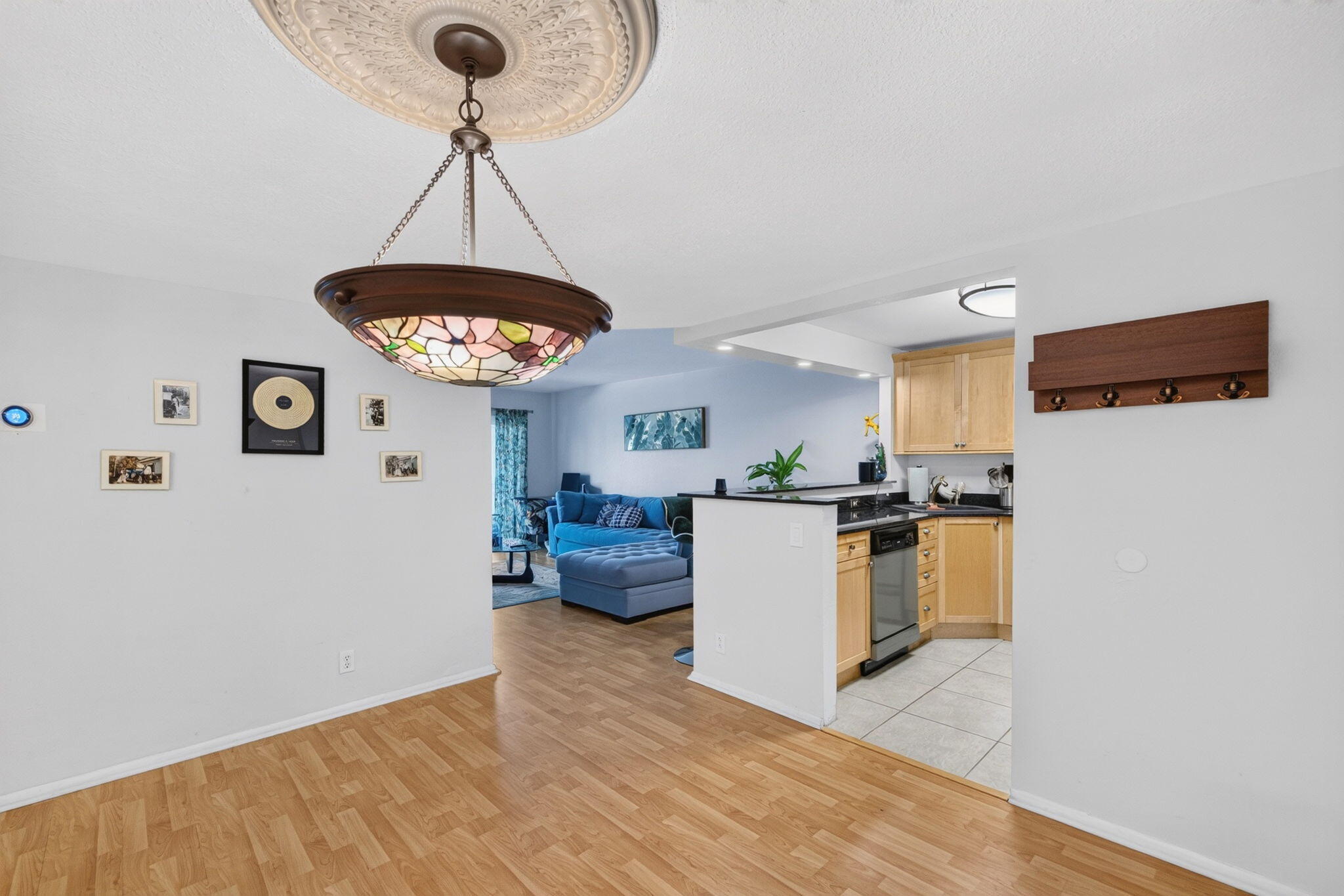 RIVER MANOR CONDO - Residential