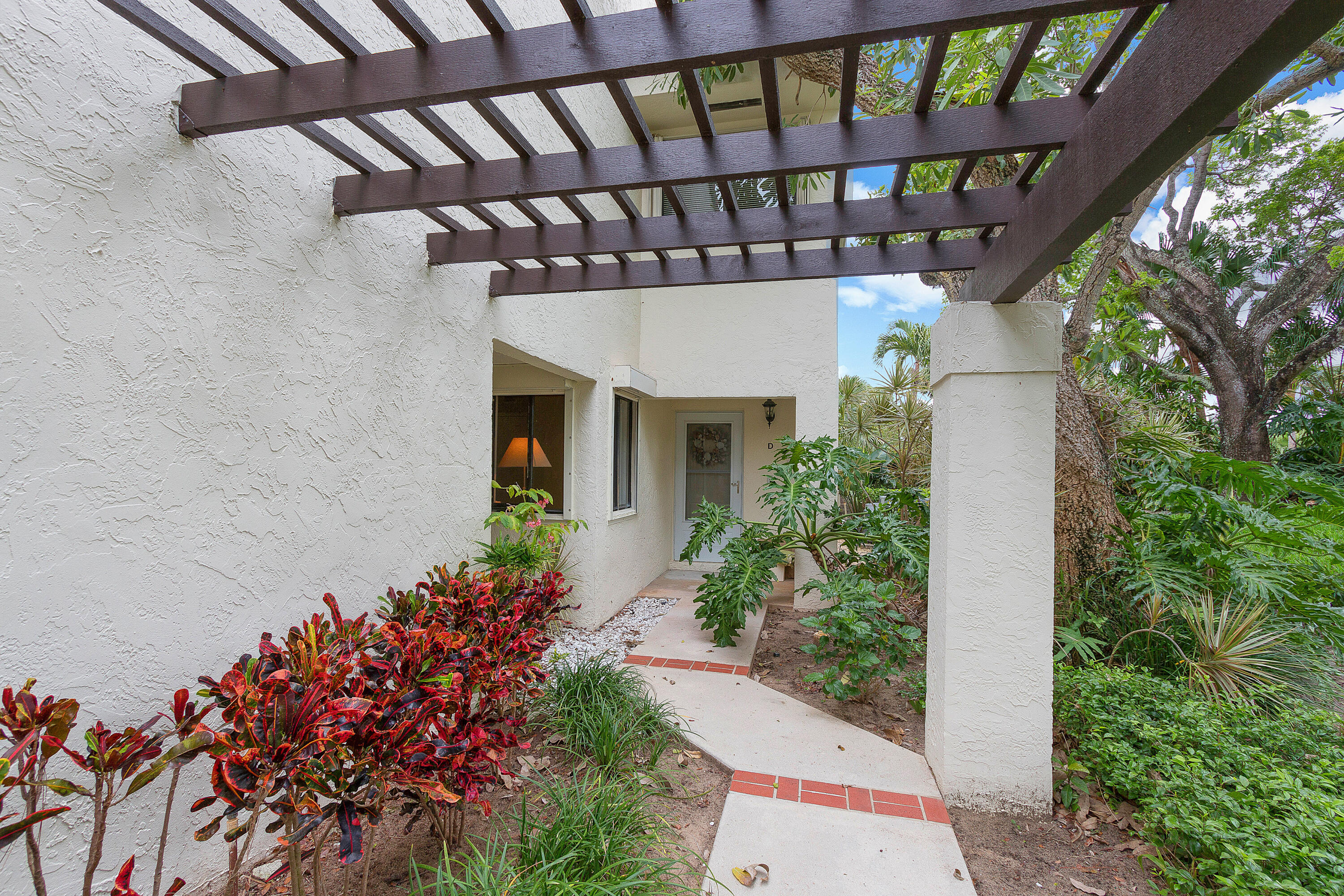 SEA OATS OF JUNO BEACH CONDO - Residential Lease