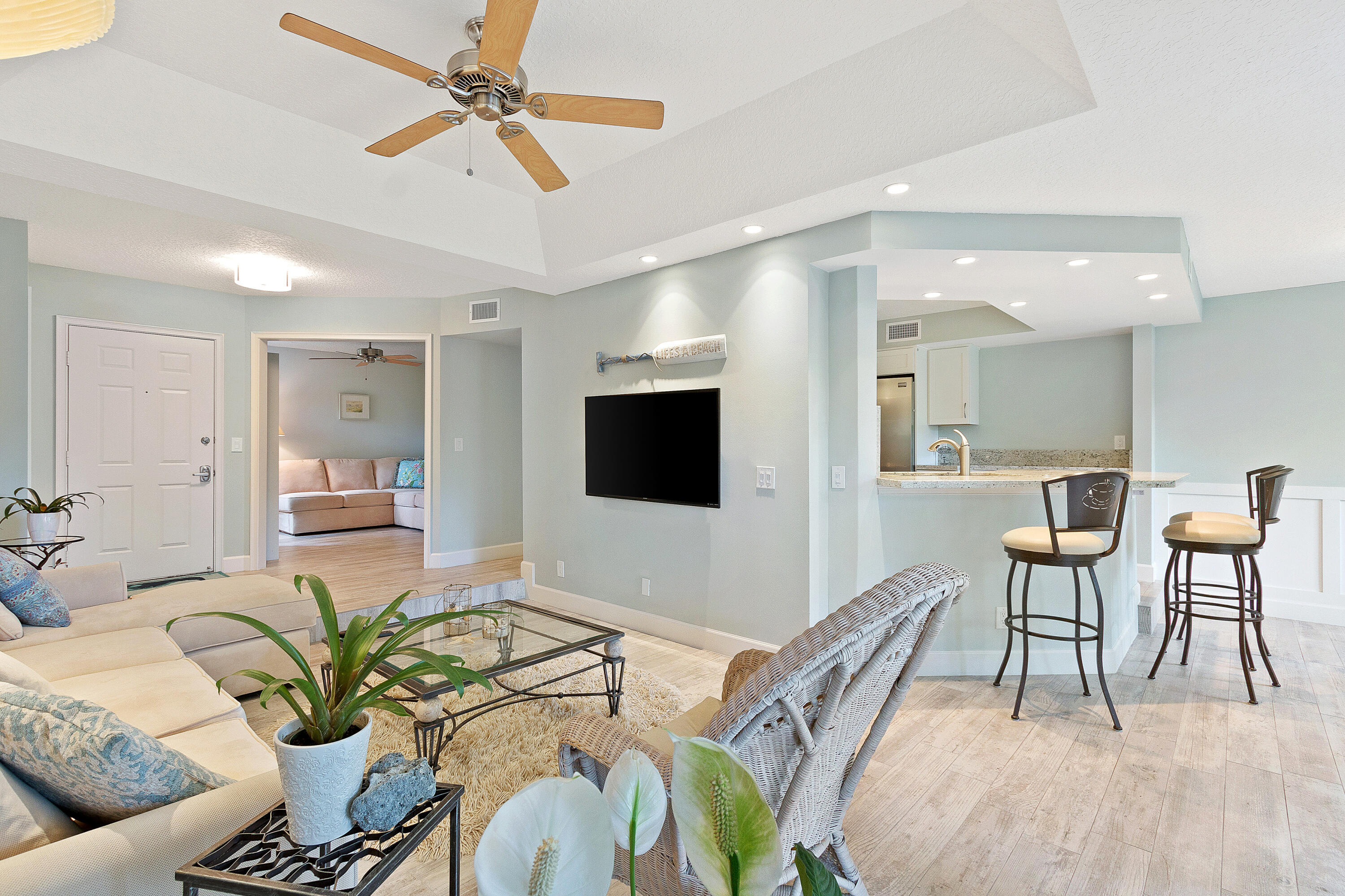 SEA OATS OF JUNO BEACH CONDO - Residential Lease