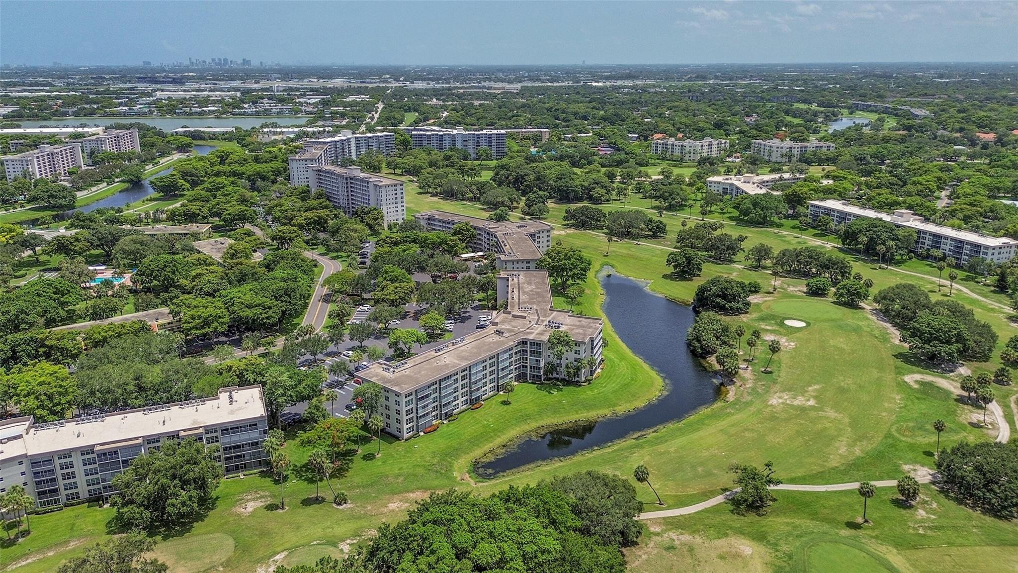 NO 67 PALM-AIRE COUNTRY CLUB - Residential