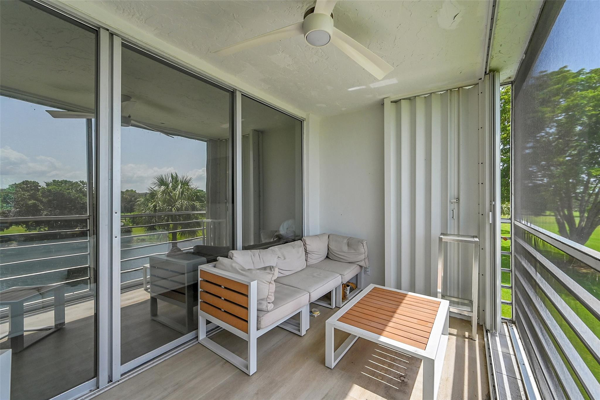 NO 67 PALM-AIRE COUNTRY CLUB - Residential