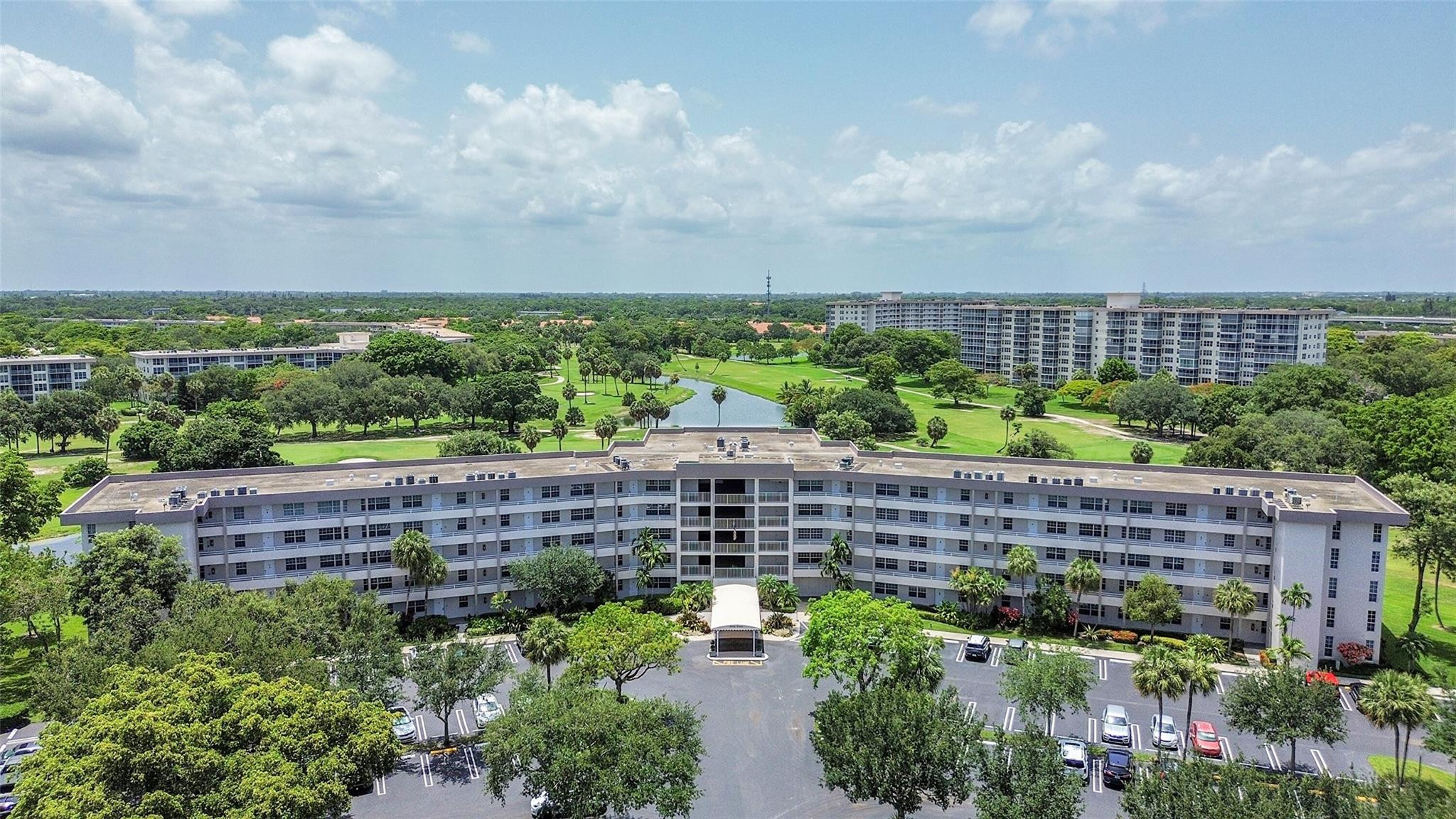 NO 67 PALM-AIRE COUNTRY CLUB - Residential