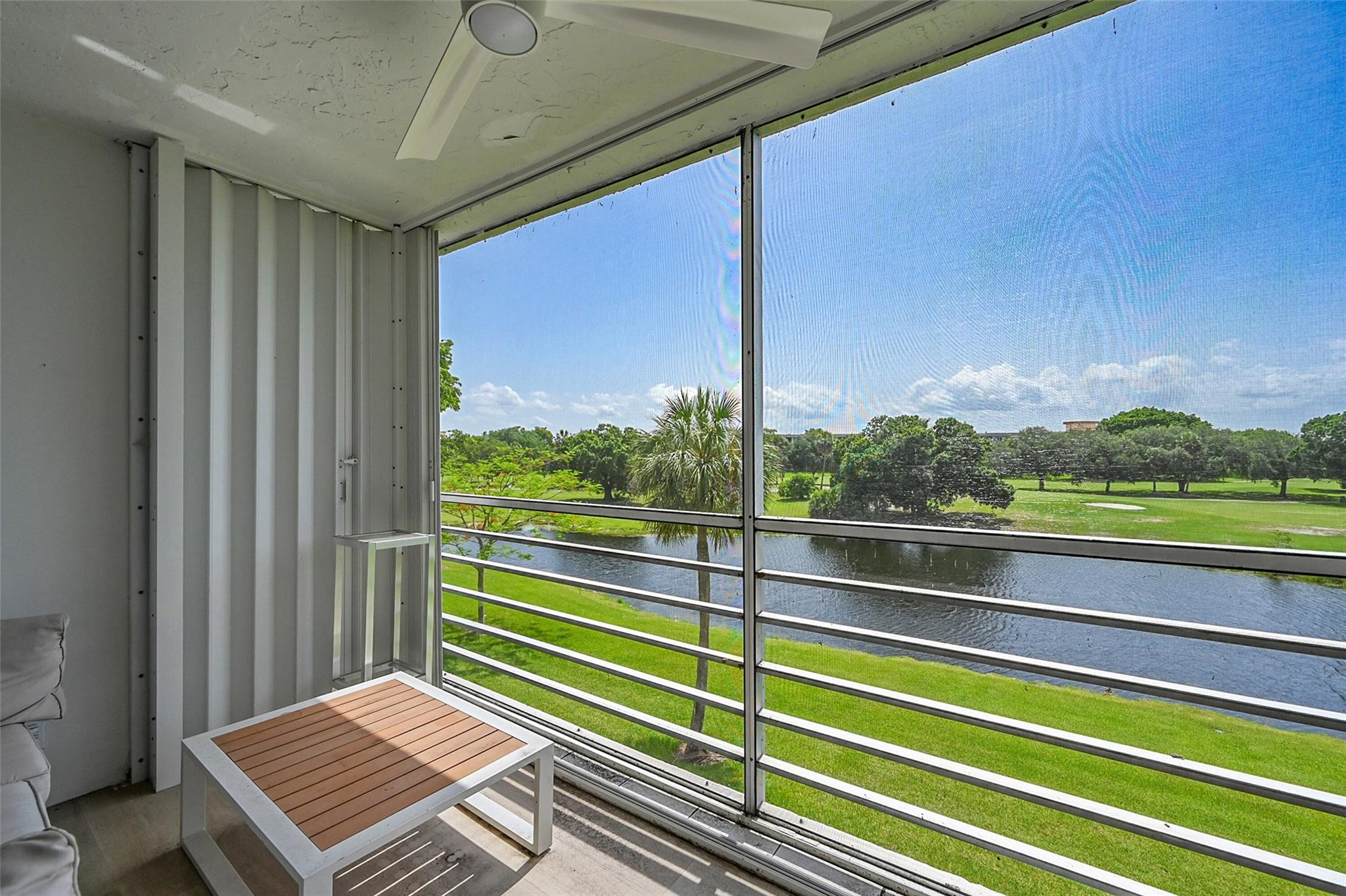 NO 67 PALM-AIRE COUNTRY CLUB - Residential
