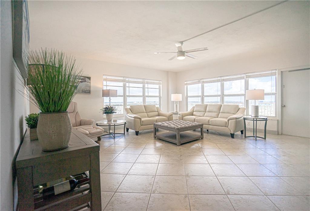 Regency Tower - Residential