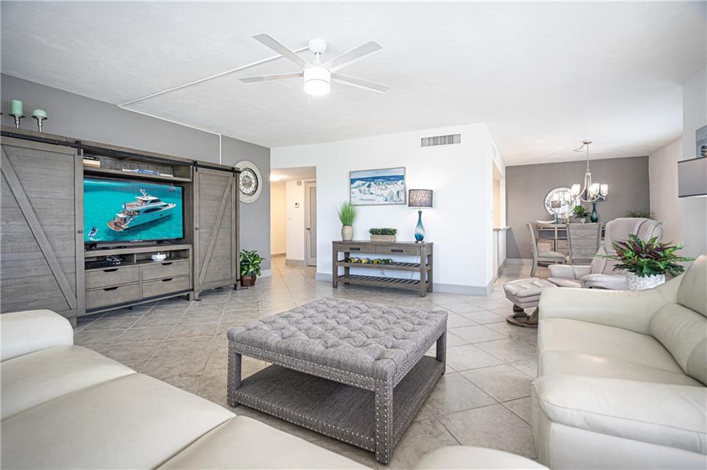Regency Tower - Residential