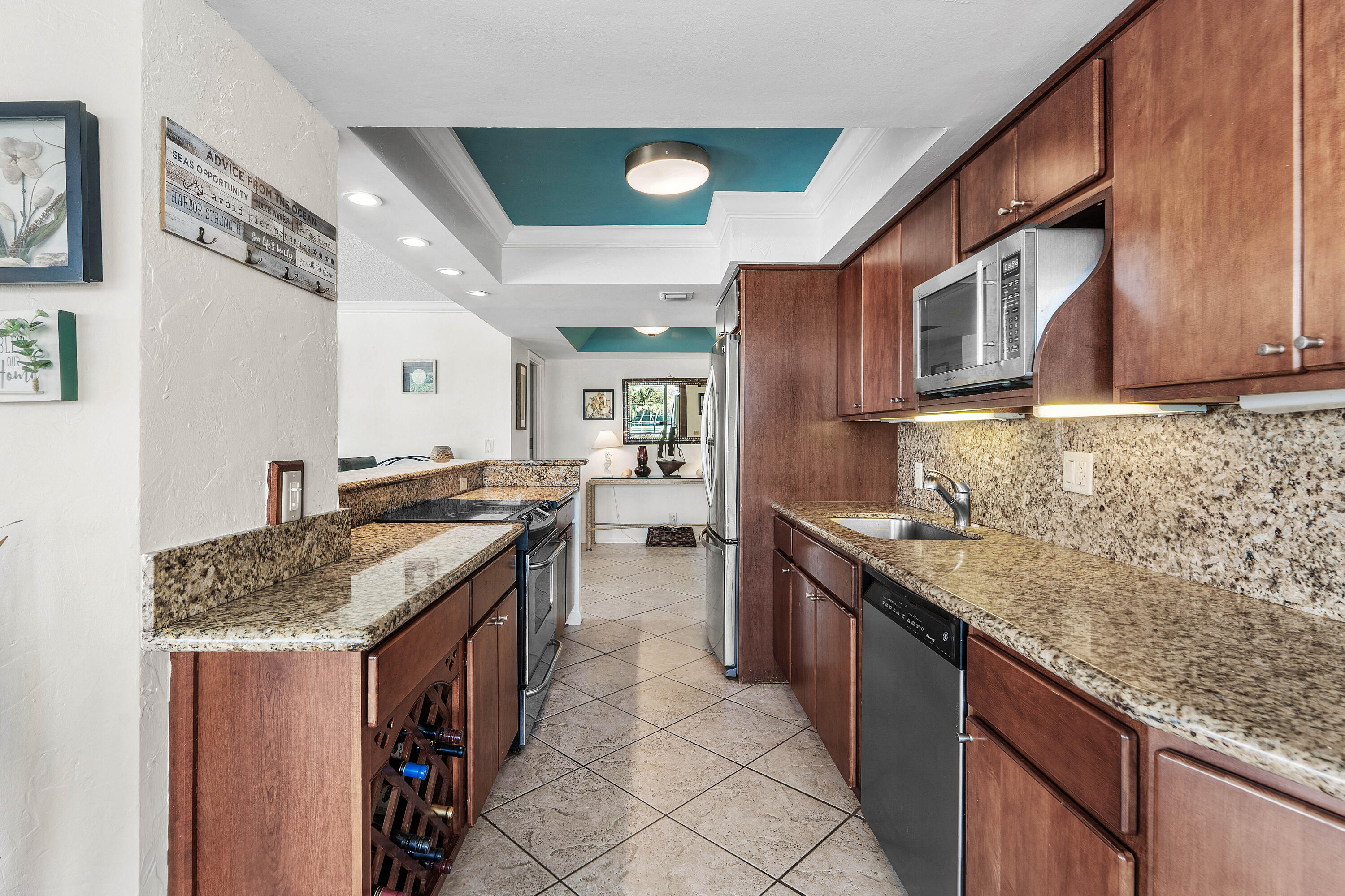 WATER GLADES CONDO - Residential